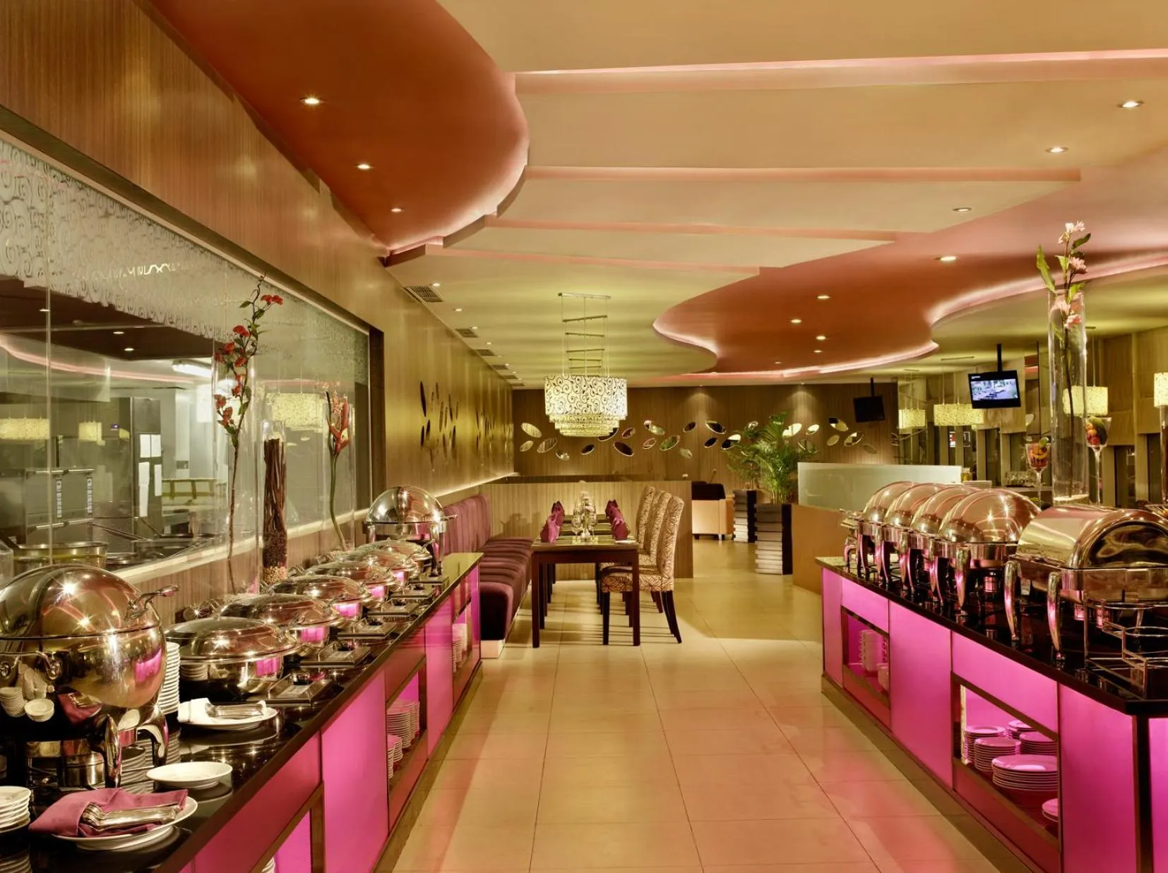 Restaurant/places to eat in FUGO Hotel Banjarmasin