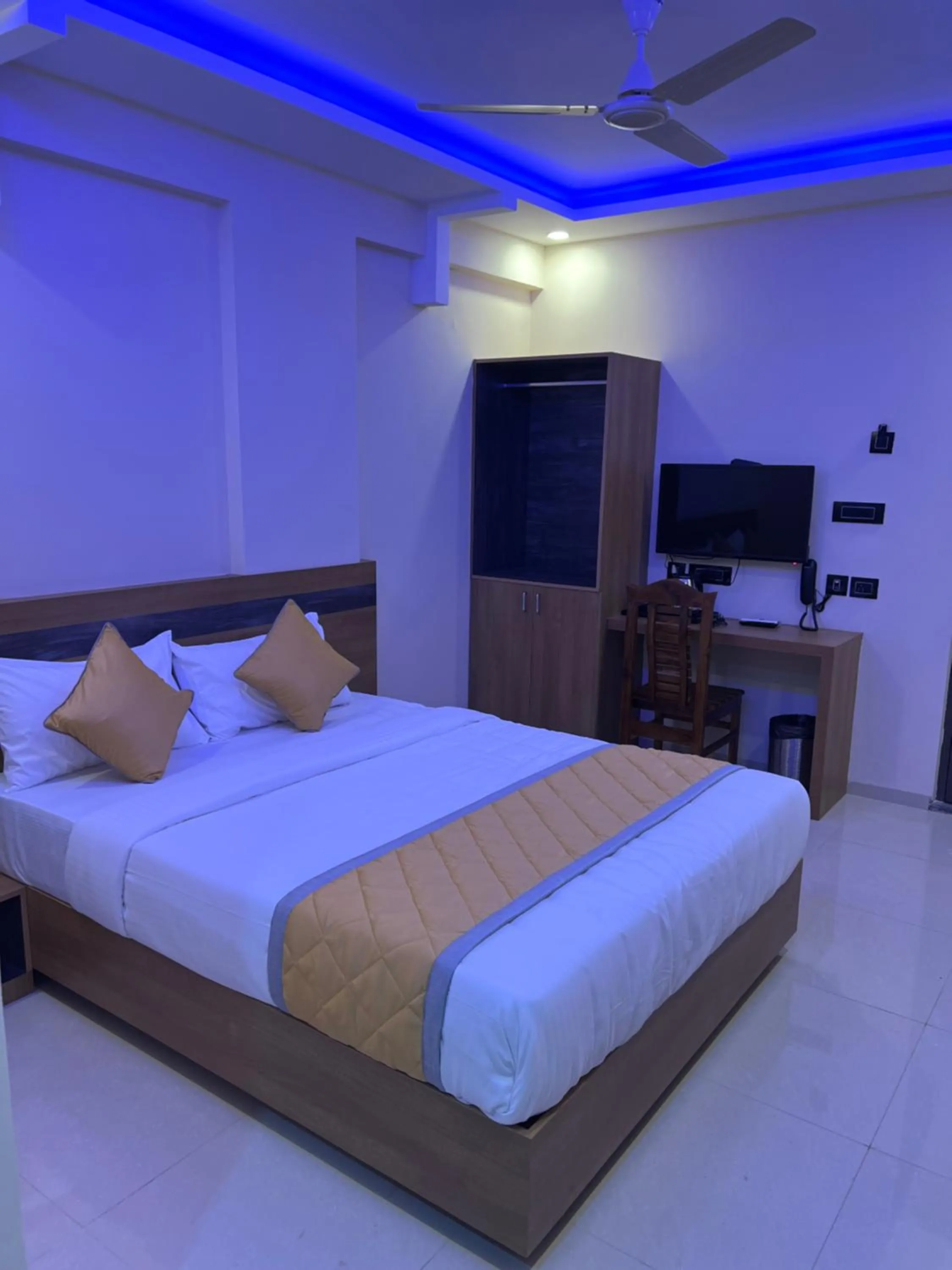 Bed in Hotel Mangalore Stay INN