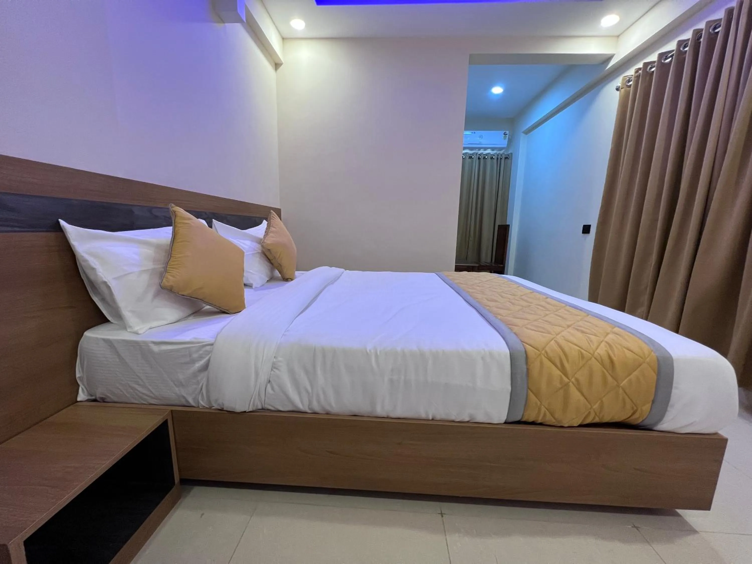Bed in Hotel Mangalore Stay INN
