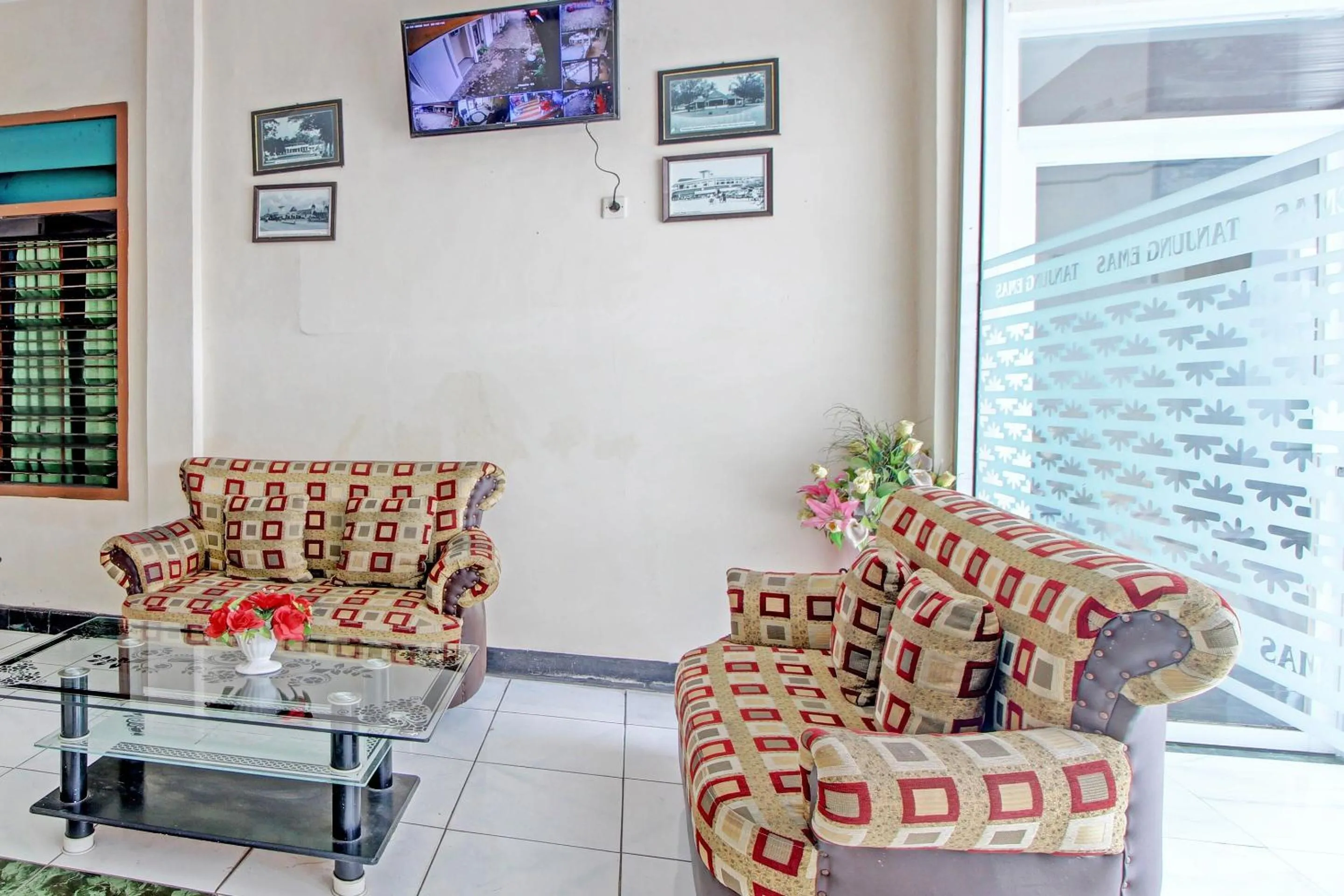 Lobby or reception in Collection O 92242 Hotel Tanjung Emas