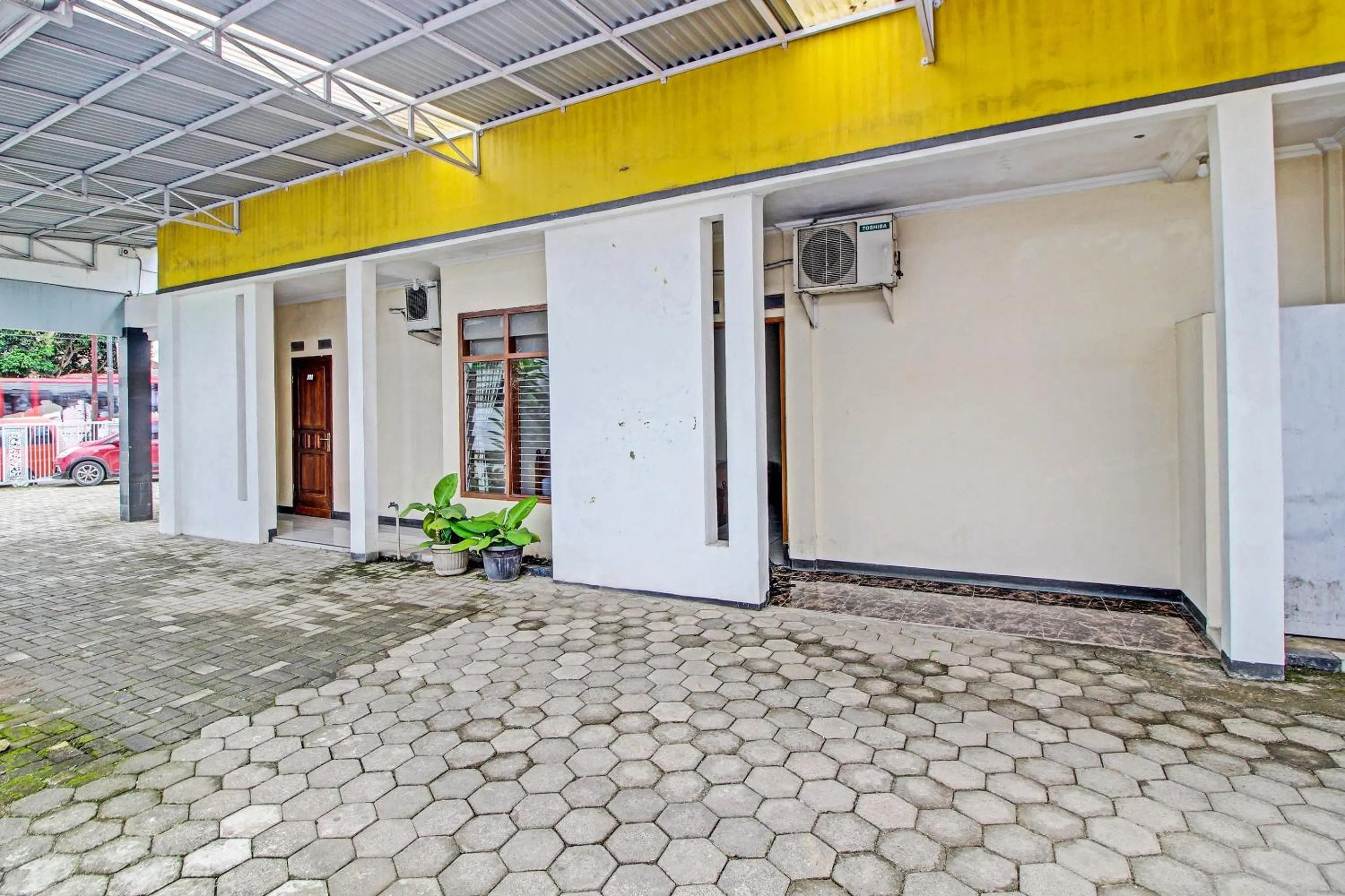 Lobby or reception in Collection O 92242 Hotel Tanjung Emas