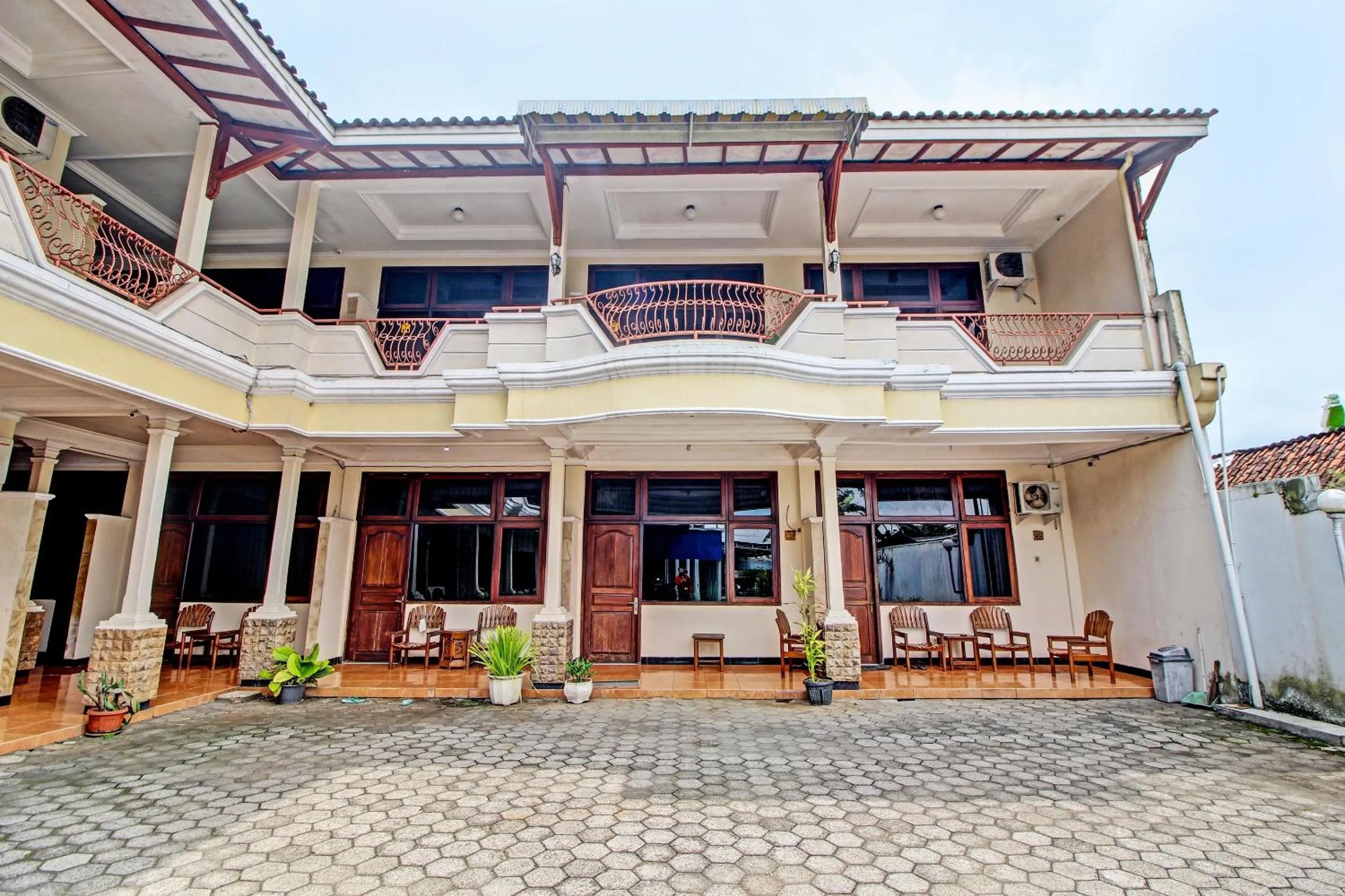 Facade/entrance in Collection O 92242 Hotel Tanjung Emas