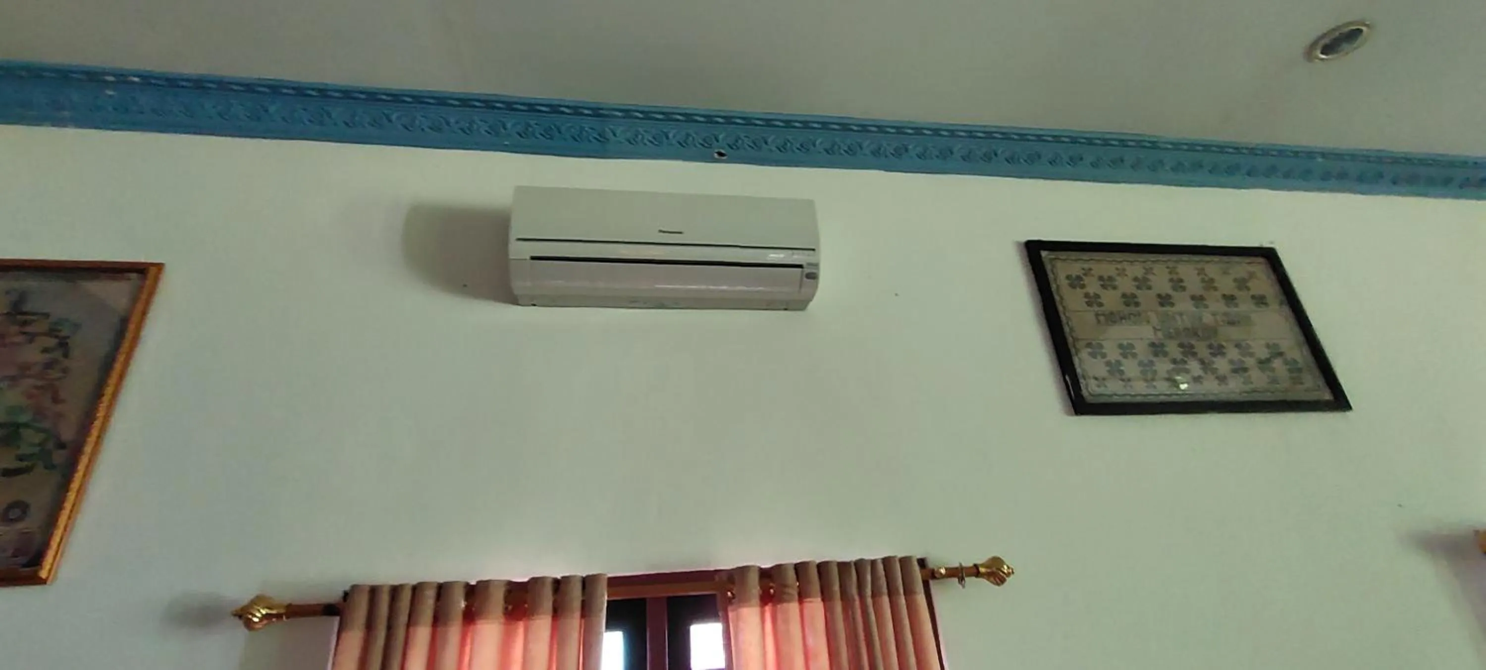 Bedroom in Hotel O Fanilly Guest House MarabahanNearJembatan Rumpiang