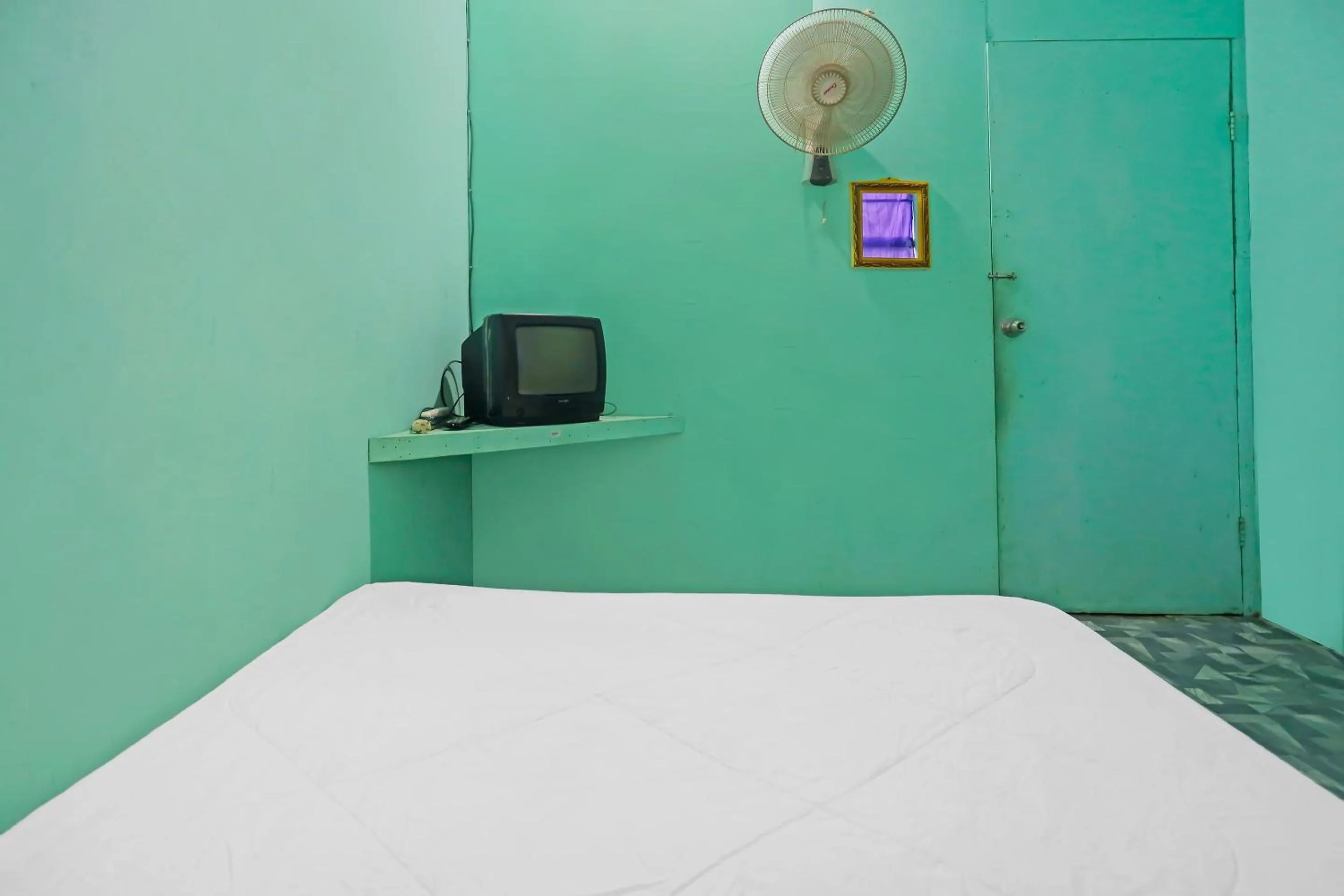 Bedroom, Bed in Hotel O Kurnia ShangrilaNearNagoya Hill Shopping Mall