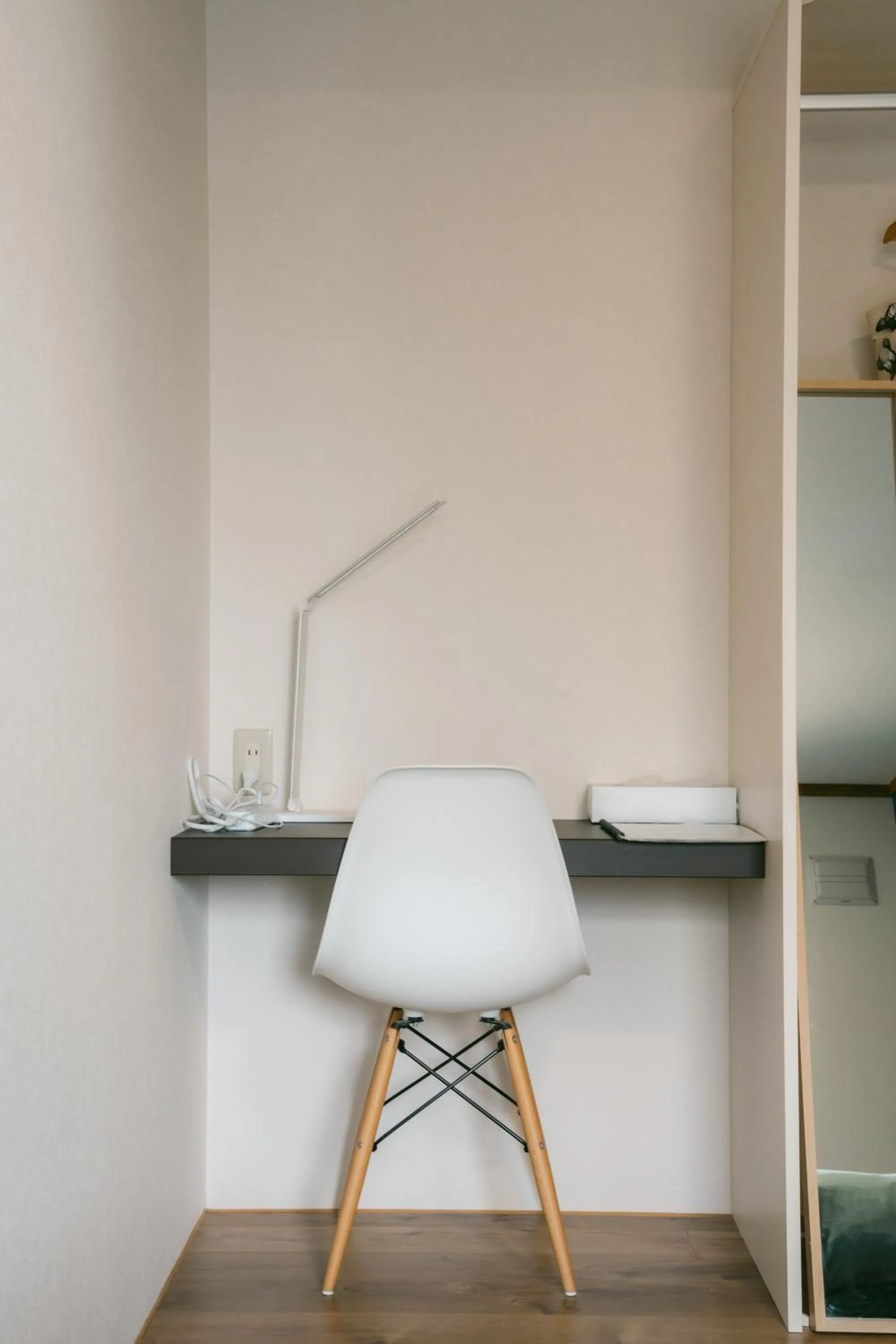 hair dresser in TESHIKAGA HOSTEL MISATO