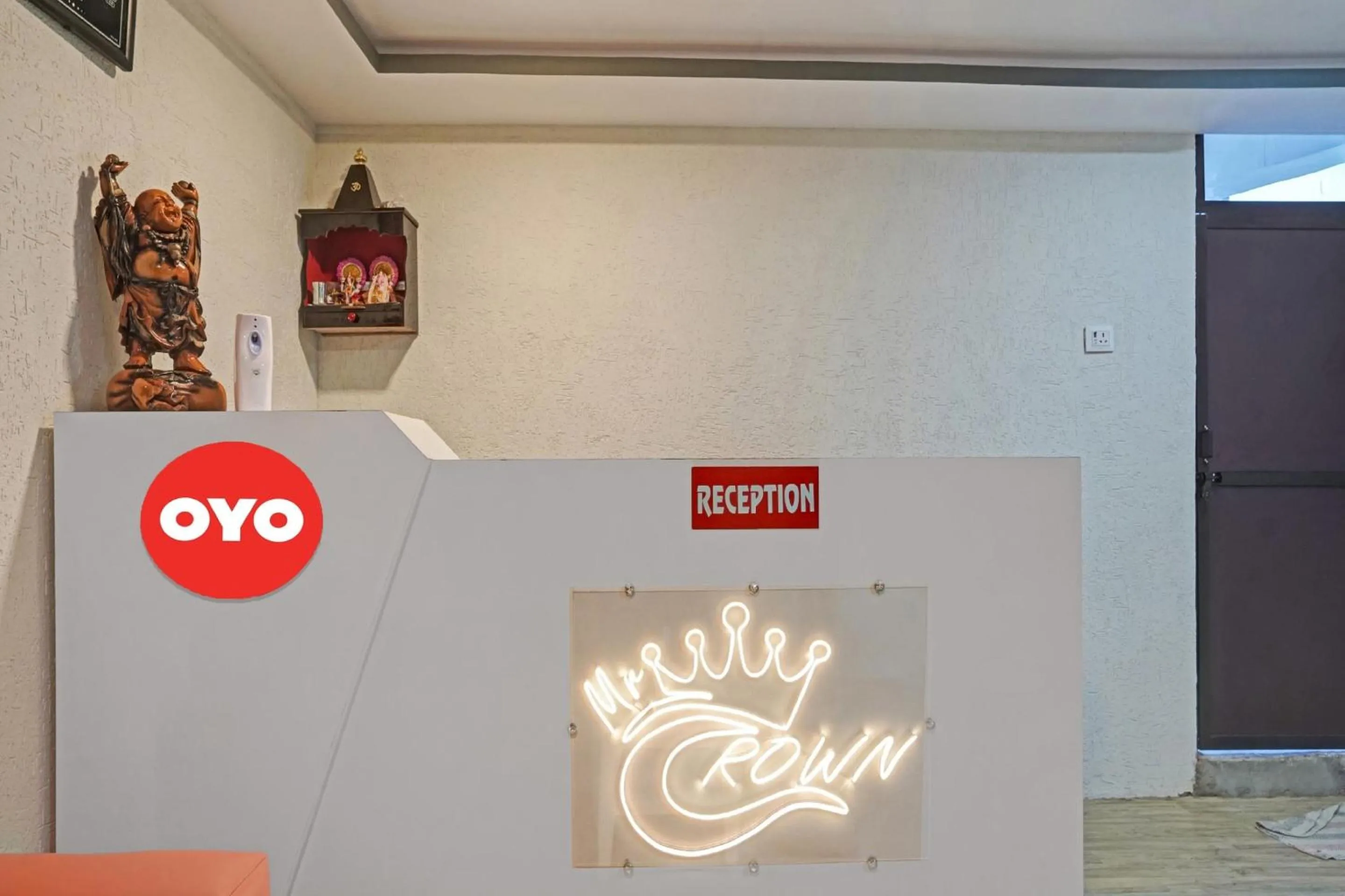 Lobby or reception in Hotel O Mr Crown Inn To Inn