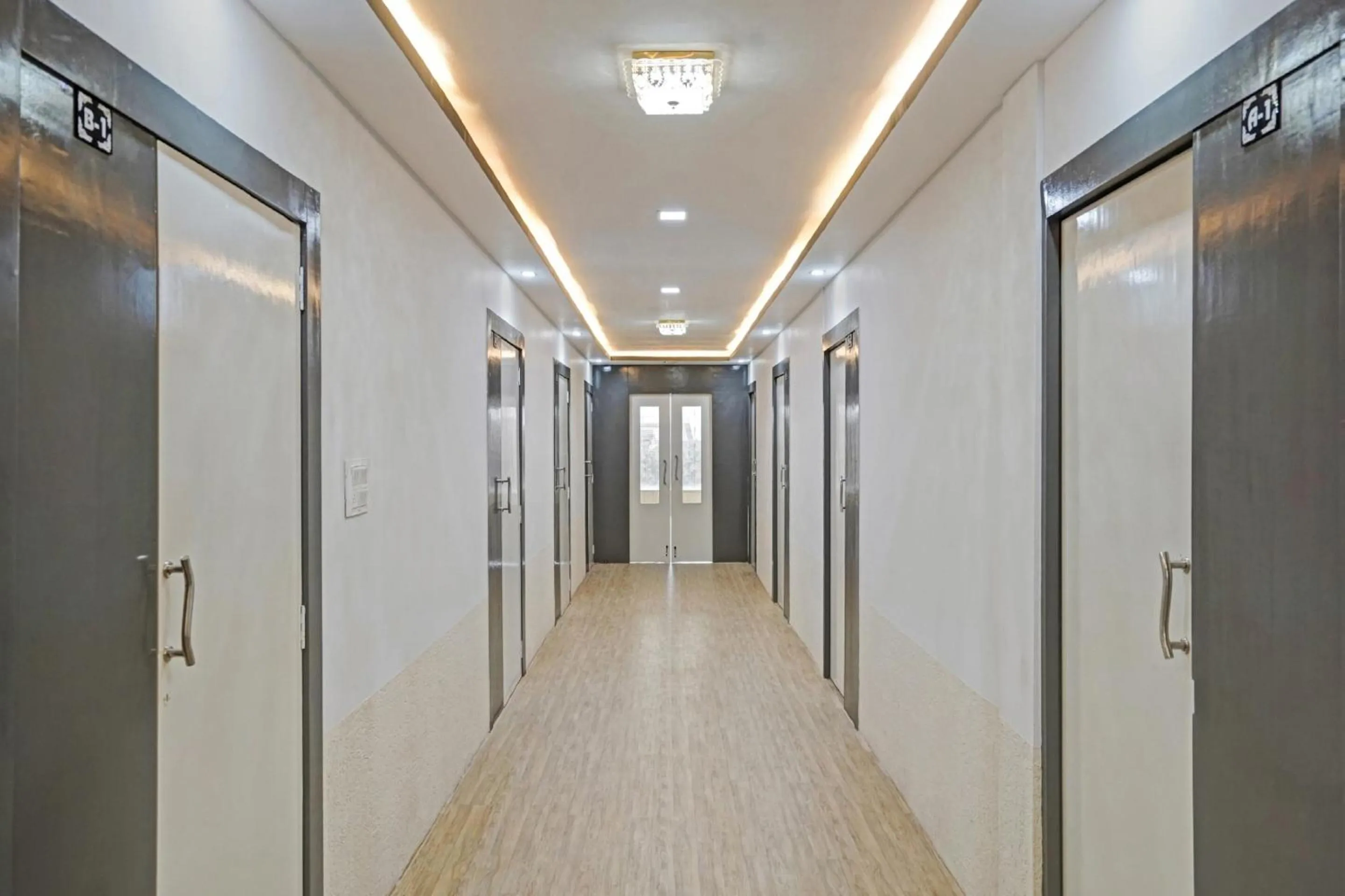 Lobby or reception in Hotel O Mr Crown Inn To Inn