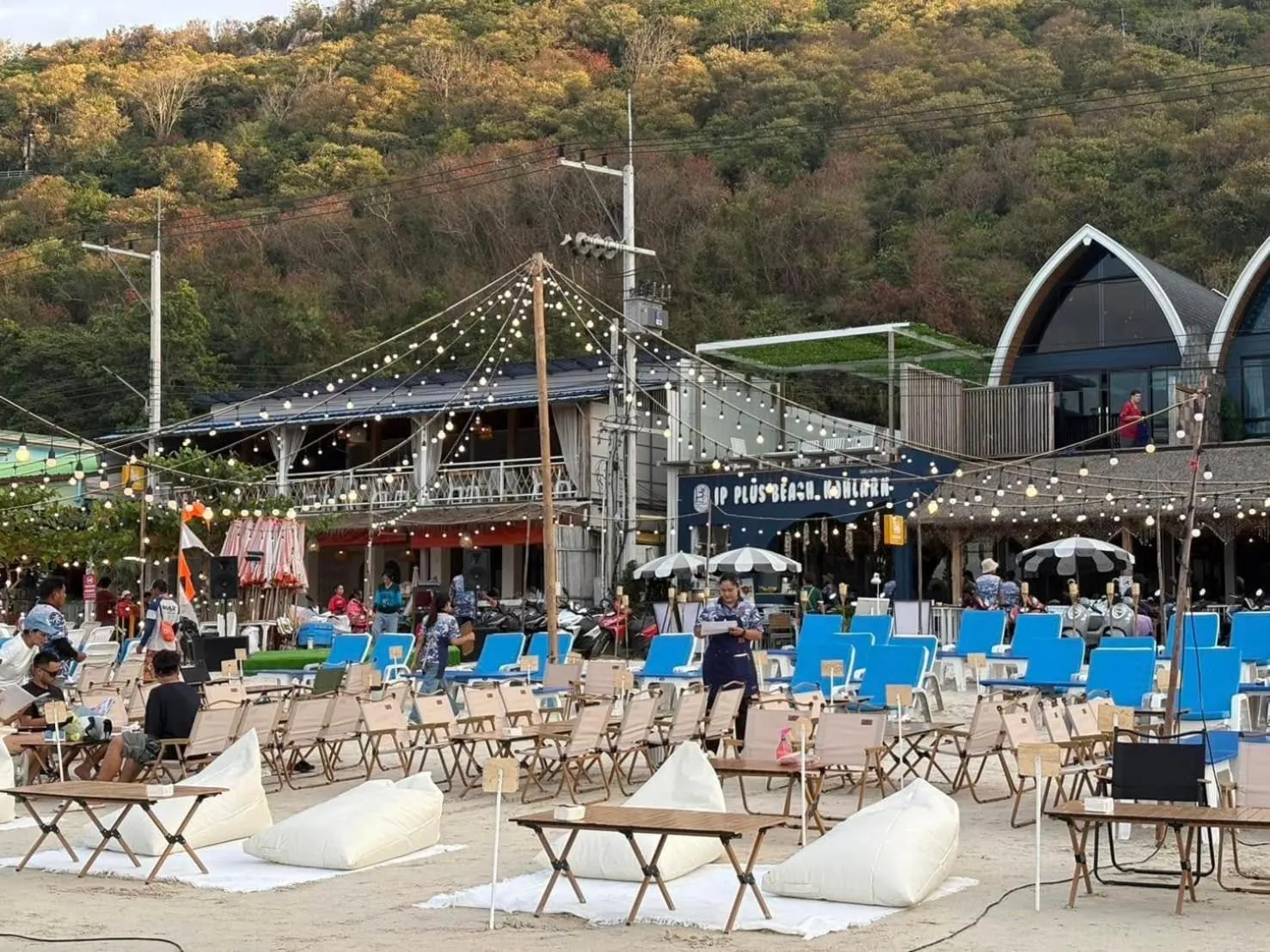 Property building in IP PLUS BEACH RESORT Koh Larn