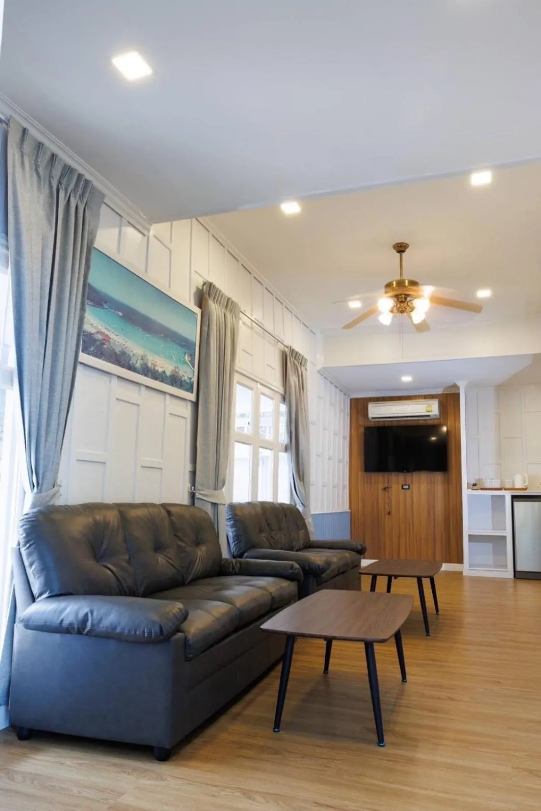 Seating area in IP PLUS BEACH RESORT Koh Larn