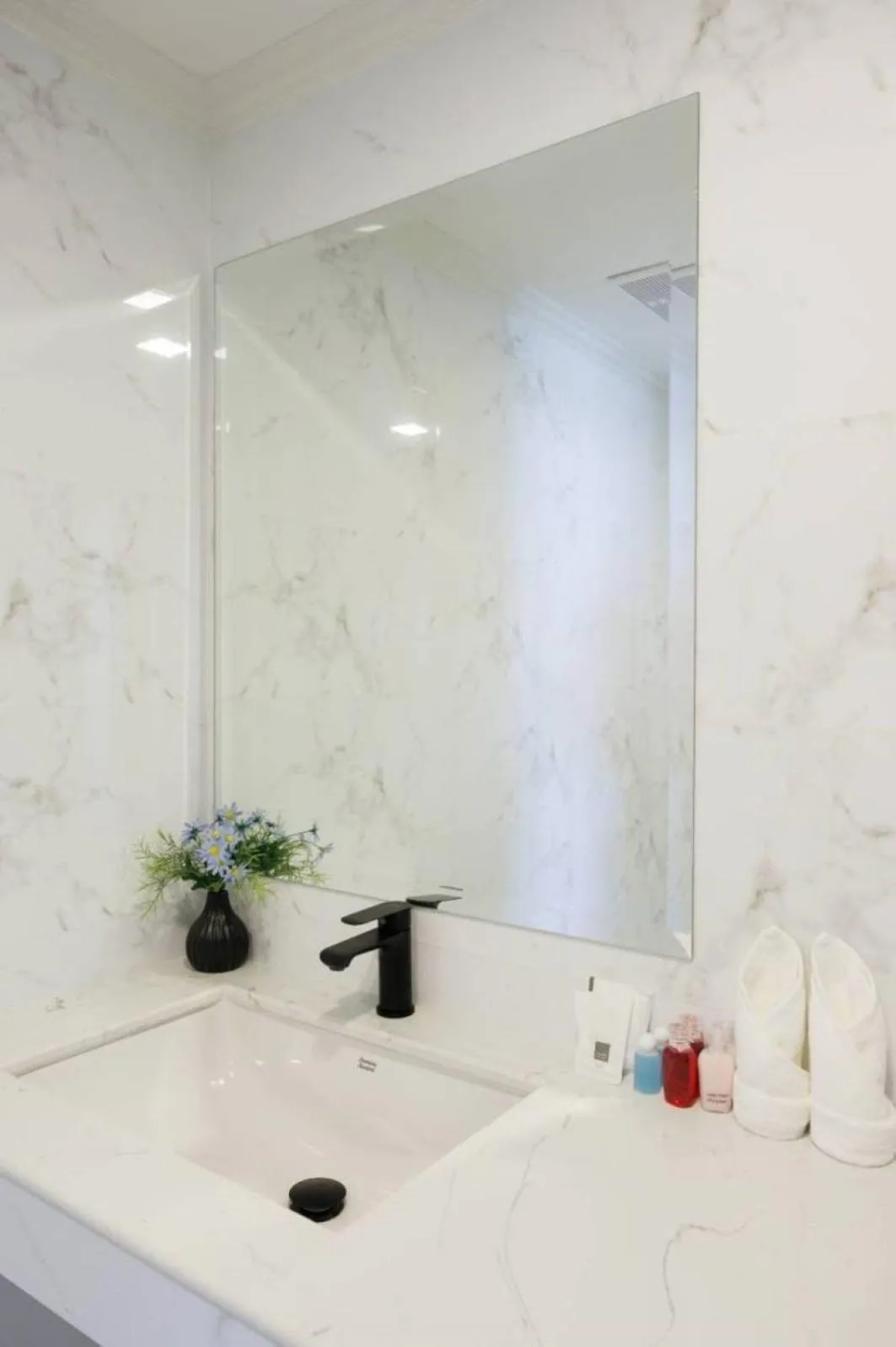 Bathroom in IP PLUS BEACH RESORT Koh Larn