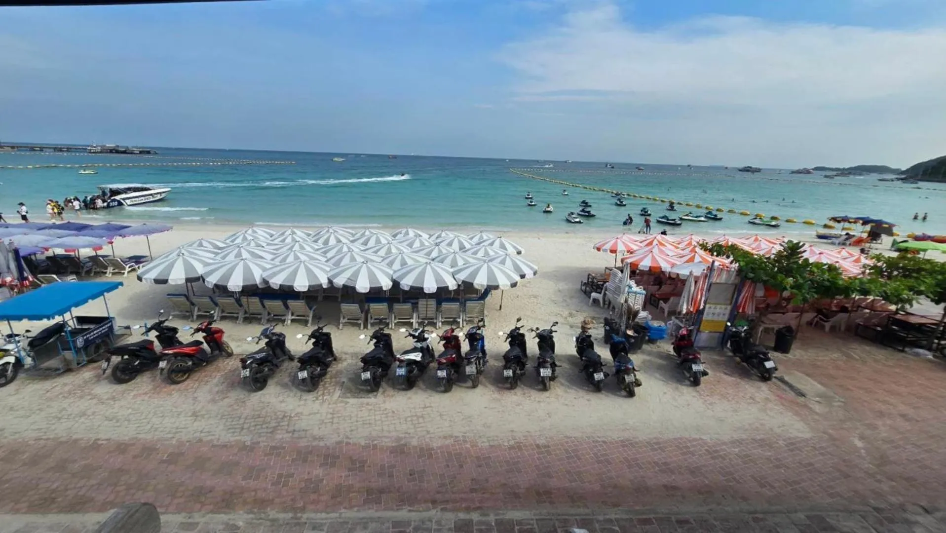 Beach in IP PLUS BEACH RESORT Koh Larn