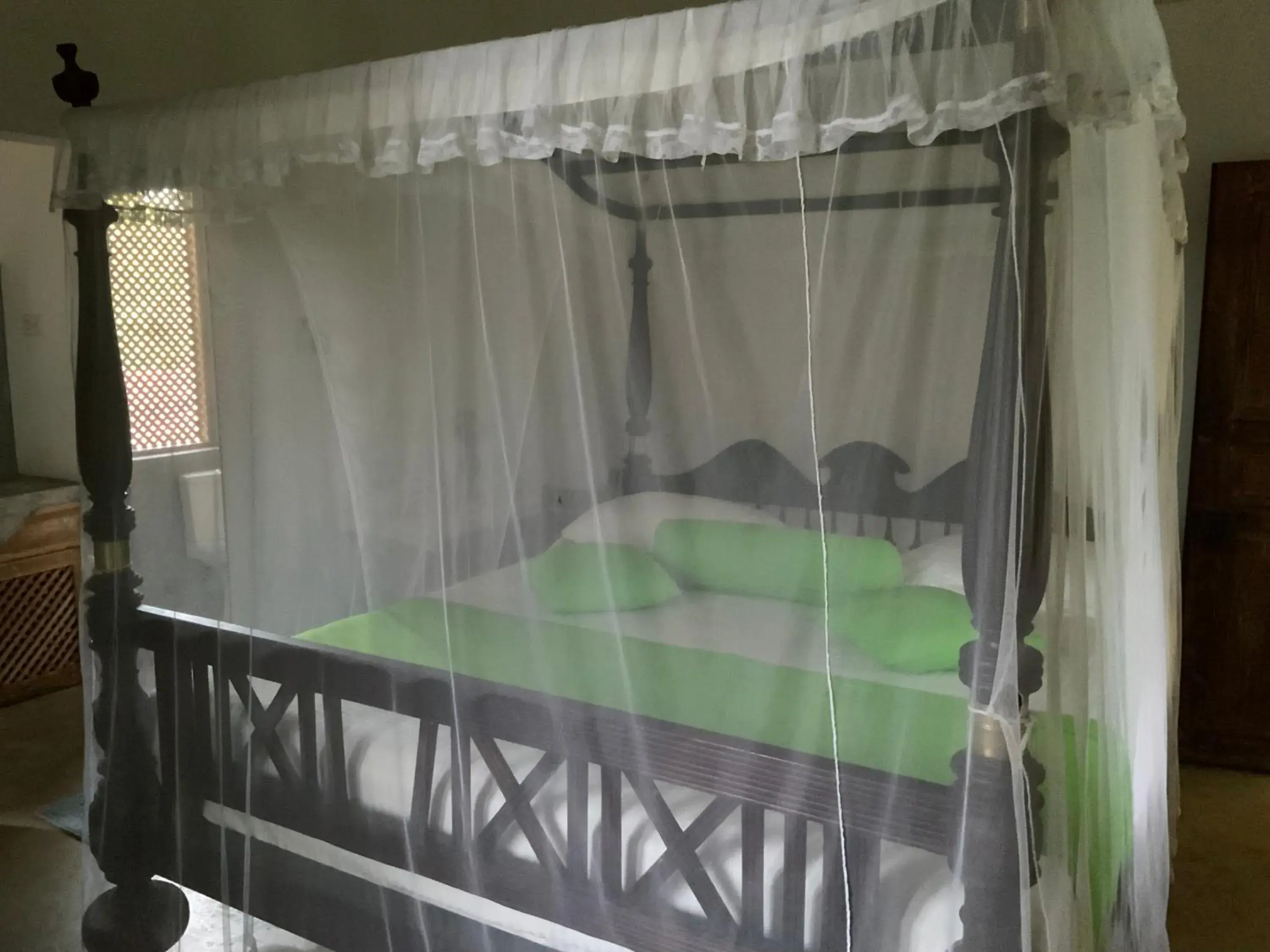 Double Room with Pool View - single occupancy in Lali Villa & Fruit Garden Double Room with Pool View - single occupancy in Lali Villa & Fruit Garden
