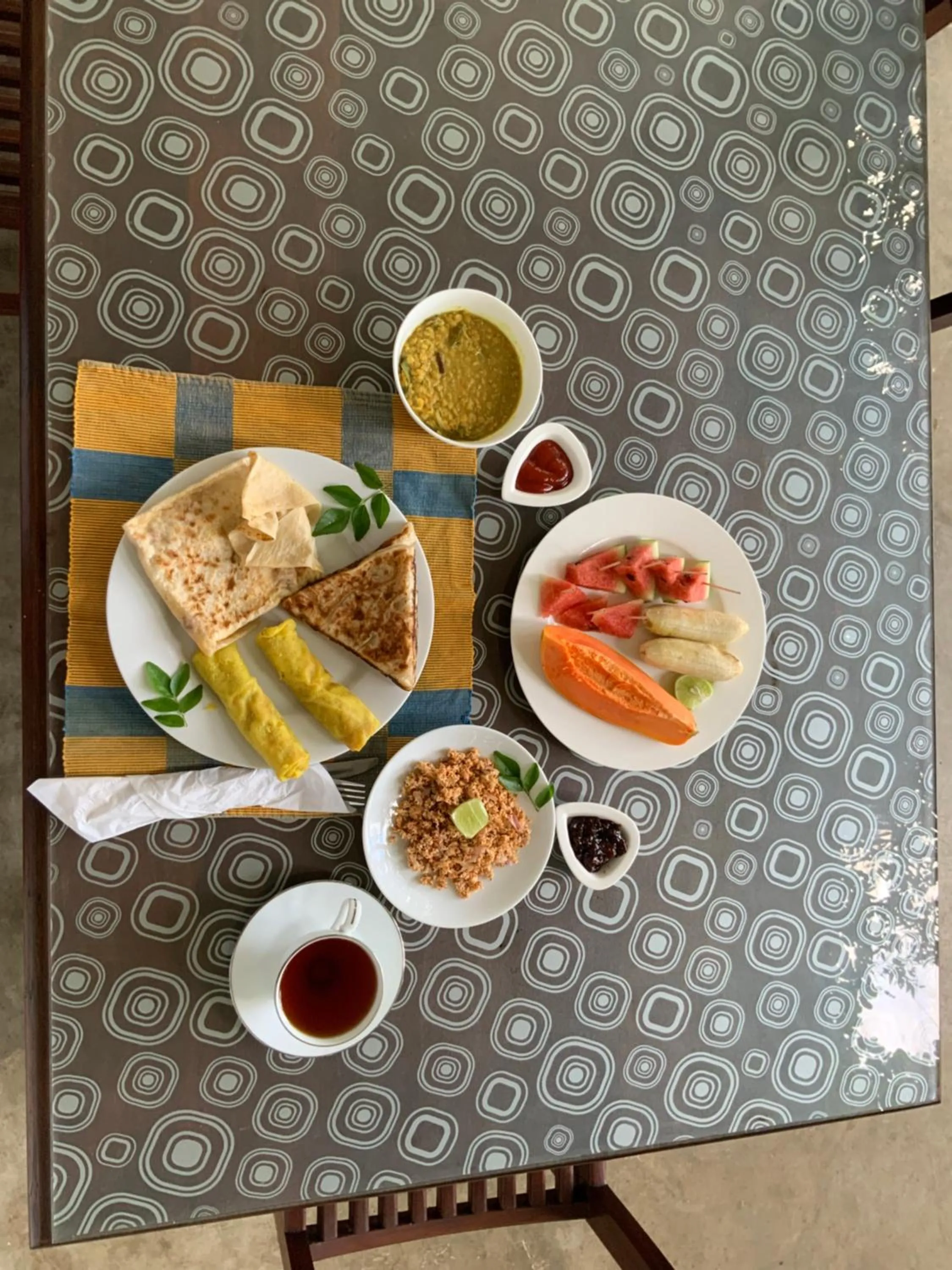 Breakfast in Lali Villa & Fruit Garden