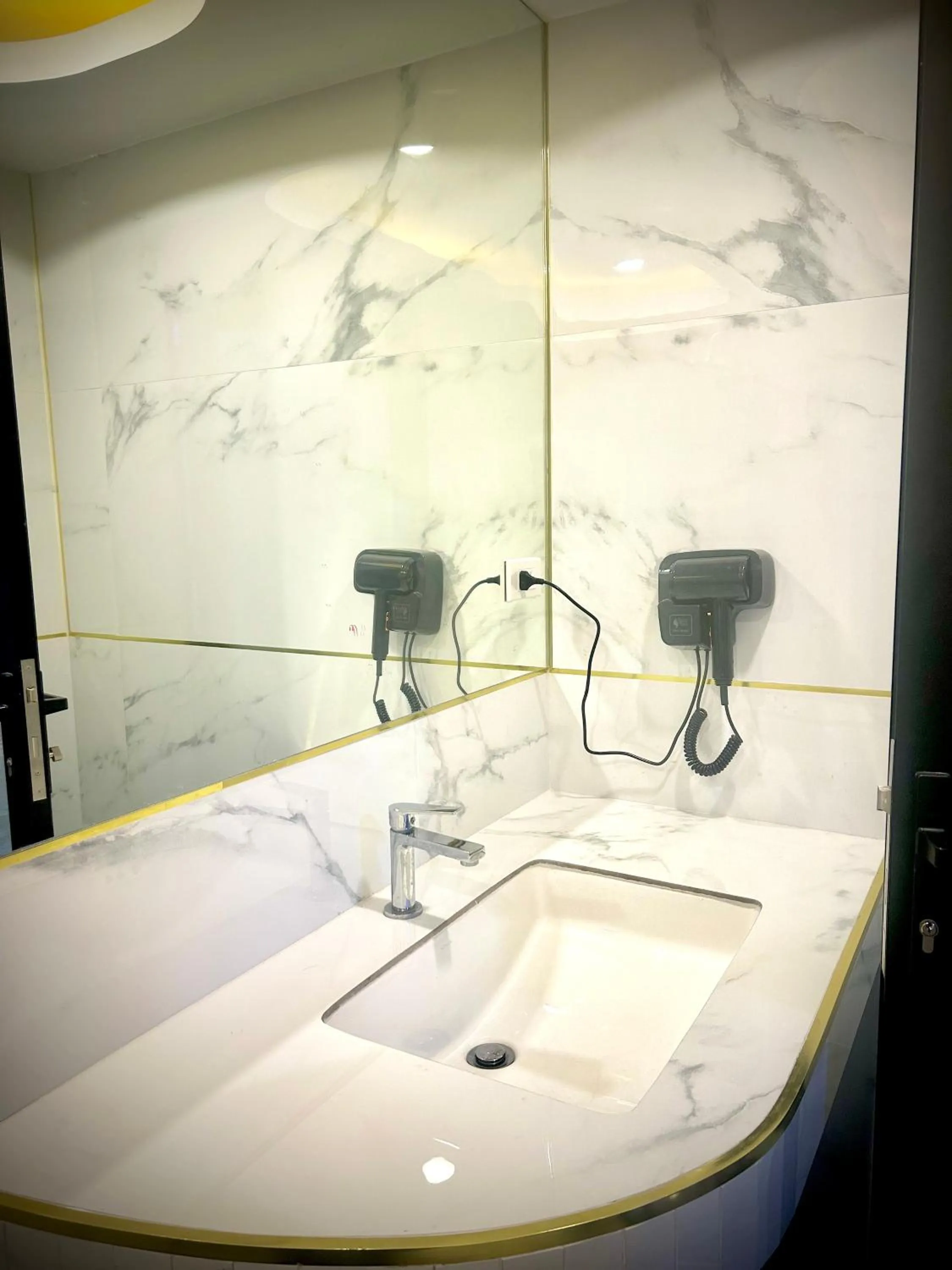 Bankhunchang Ramkhamhaeng hotel