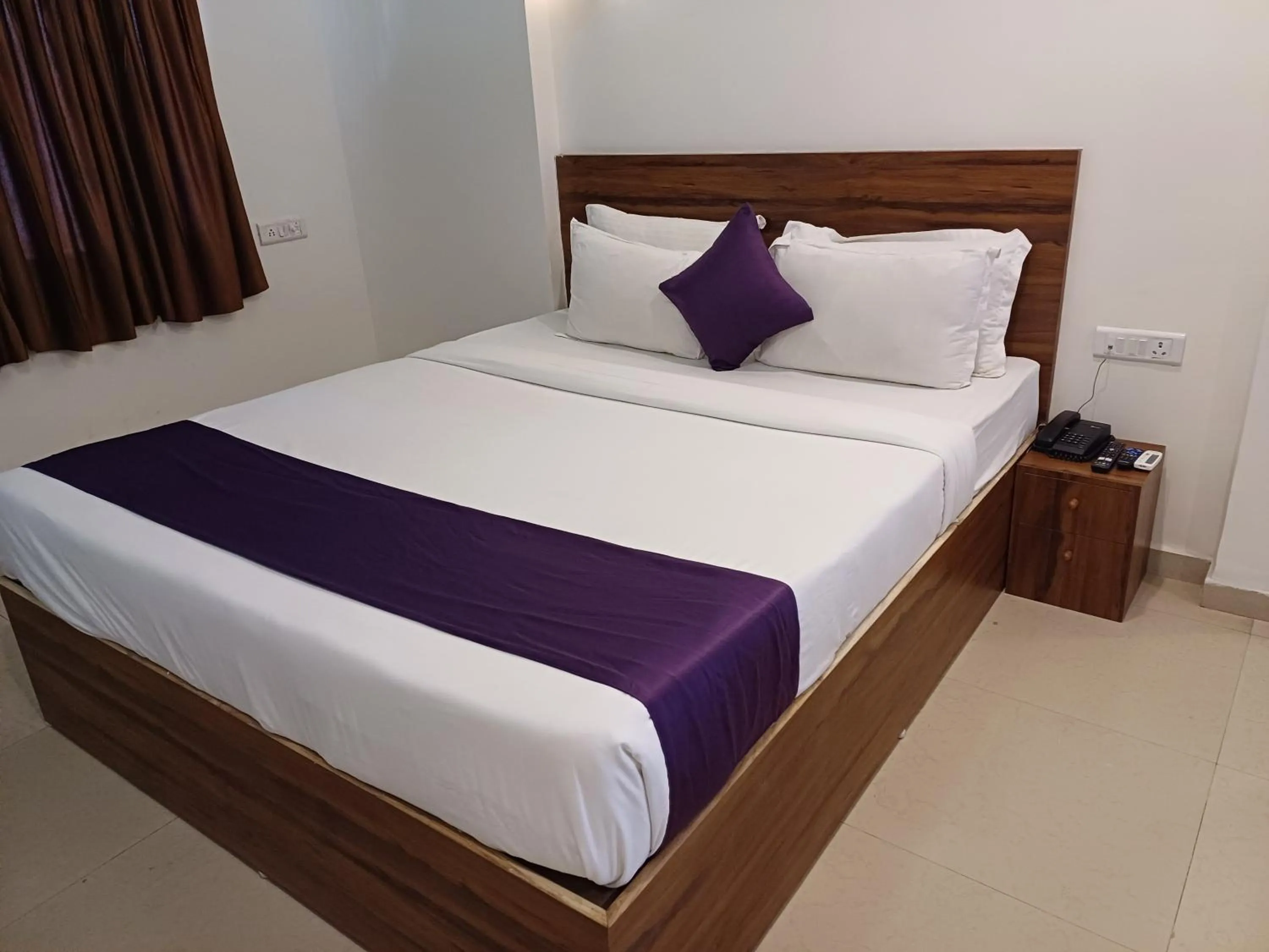 Bedroom, Bed in VITS Daman Devka Beach