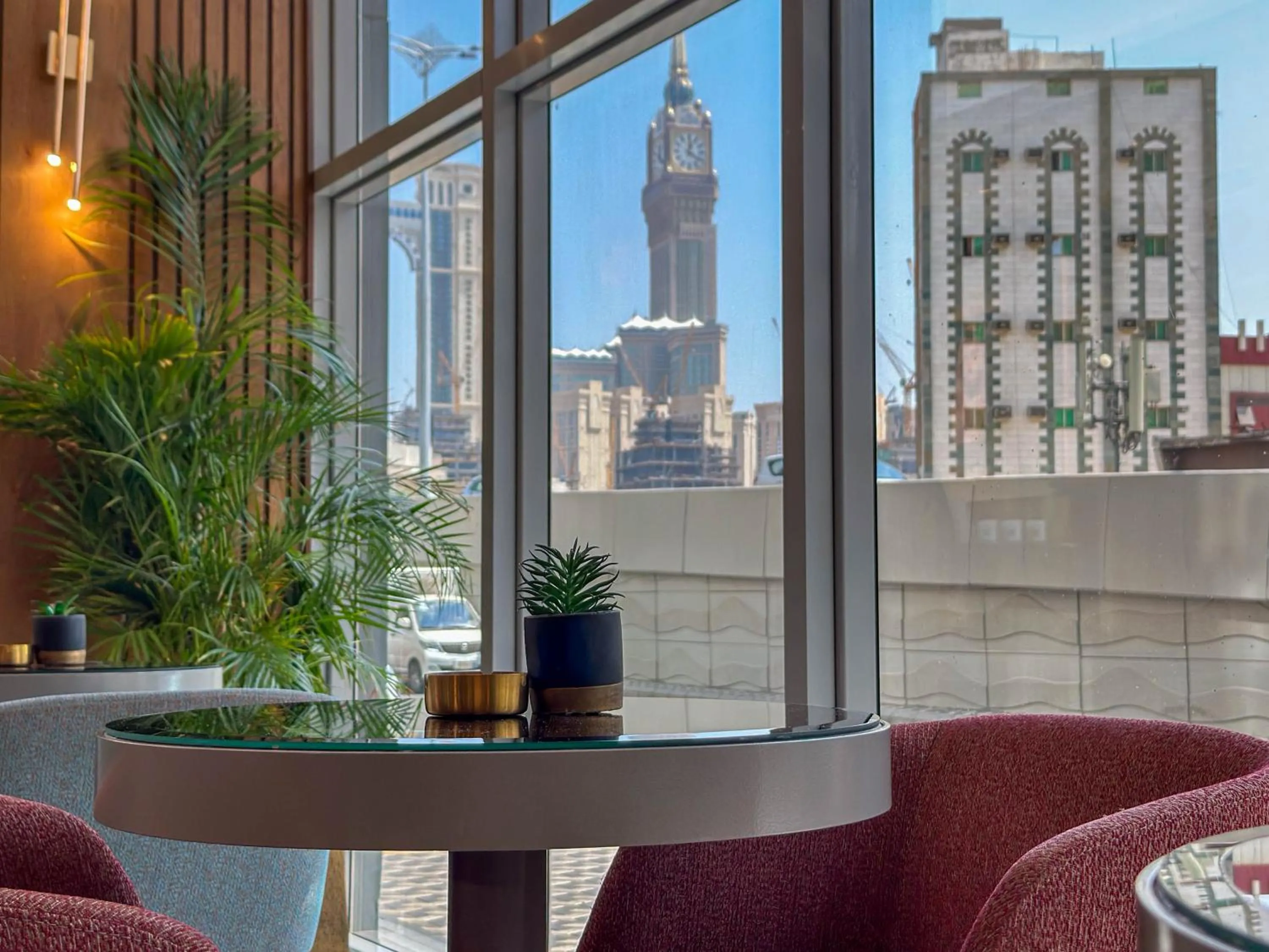 Lounge or bar in Three Pearls Musalli Hotel