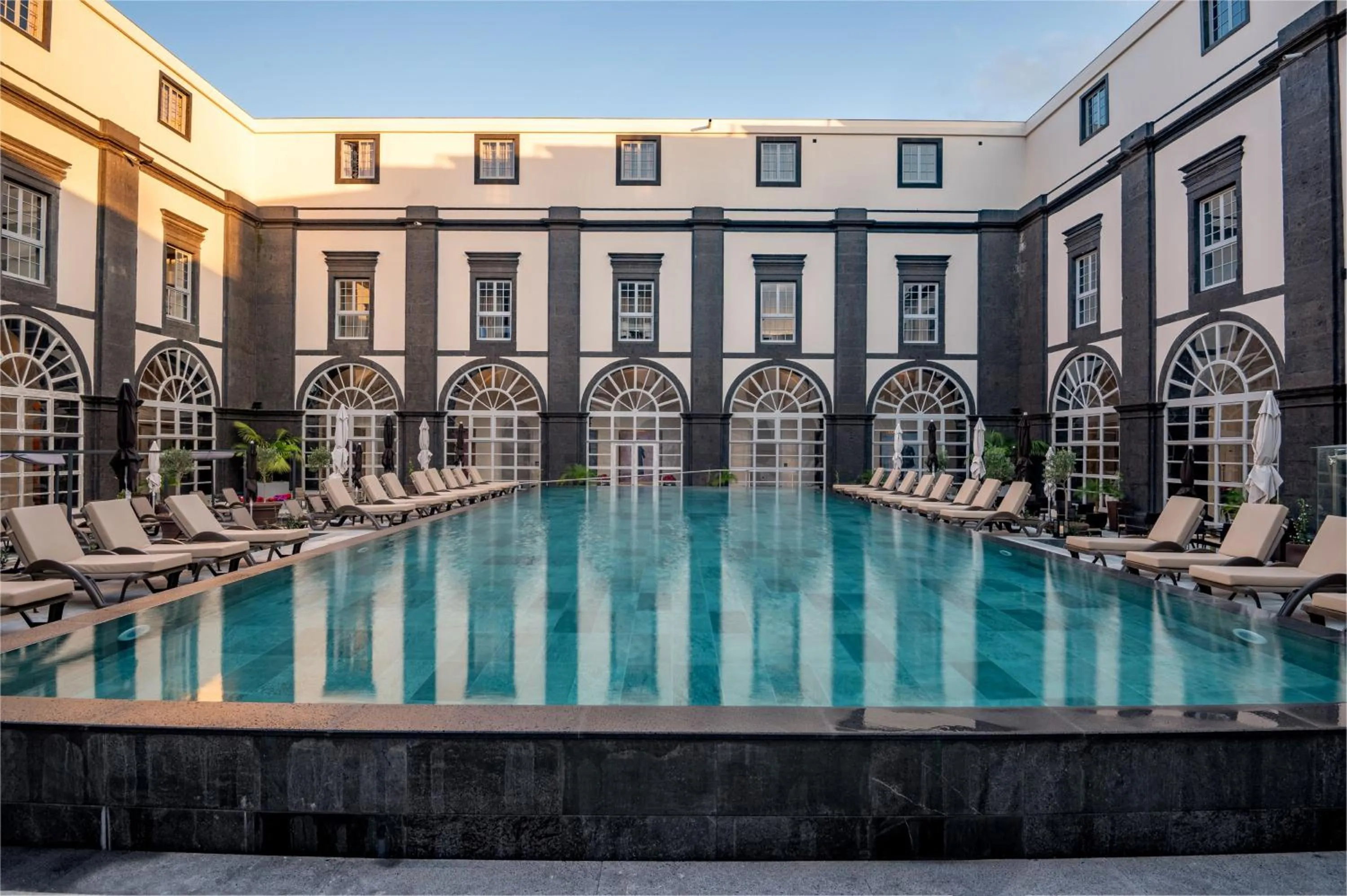 Property building in Vila Gale Collection S.Miguel