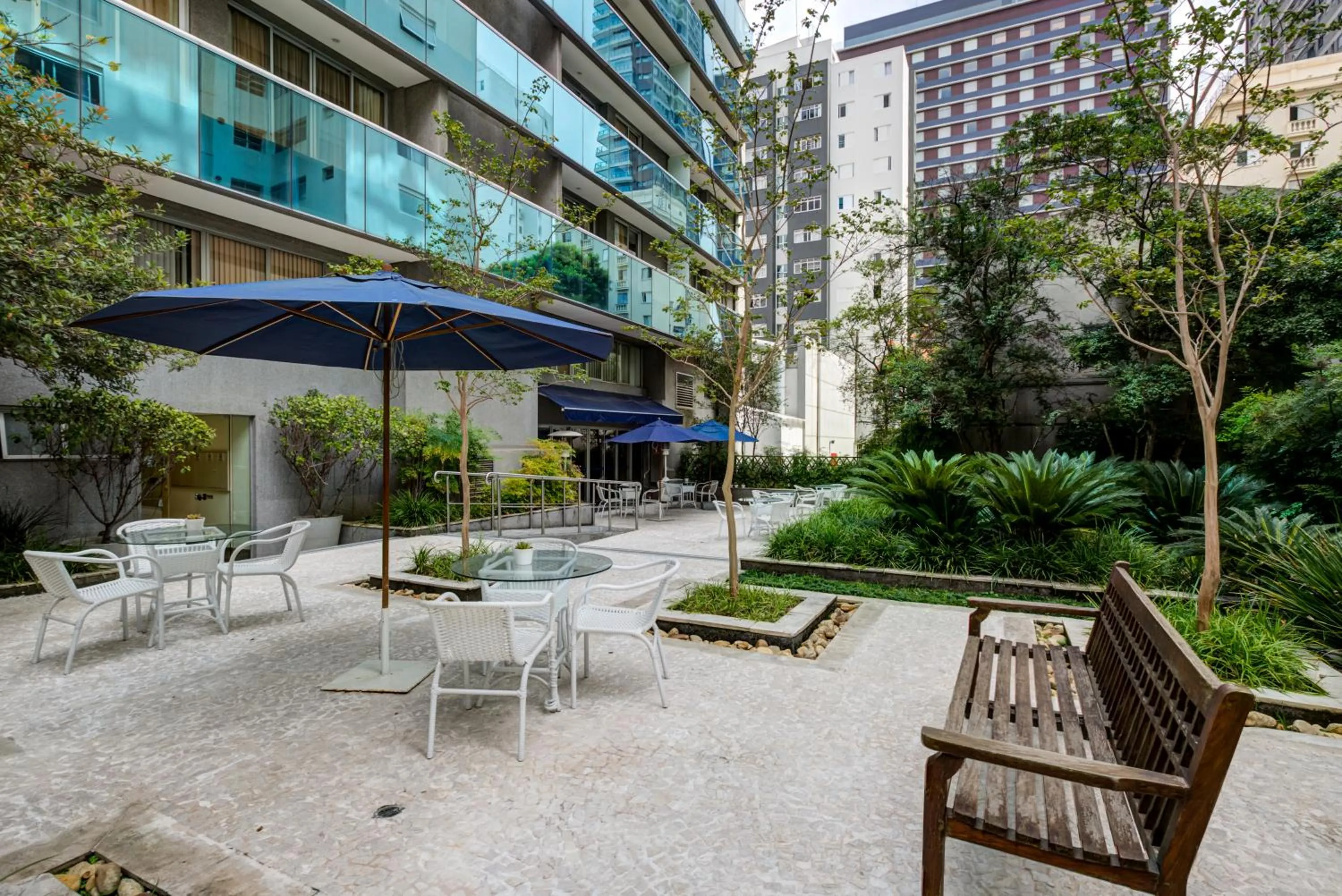 Garden in Roomo Transamerica SP GeorgeV Itaim Bibi