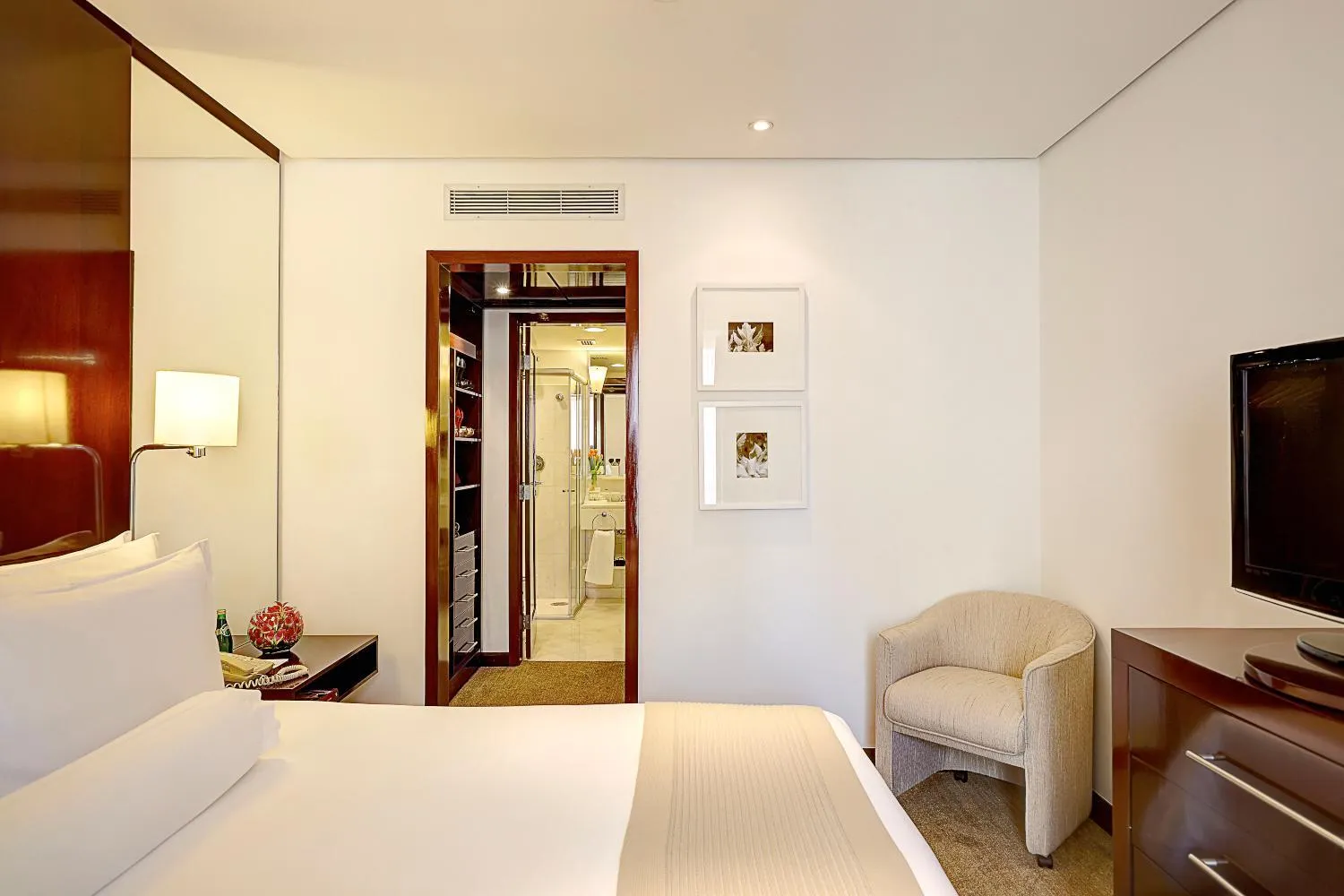 Bed in Roomo Transamerica SP GeorgeV Itaim Bibi