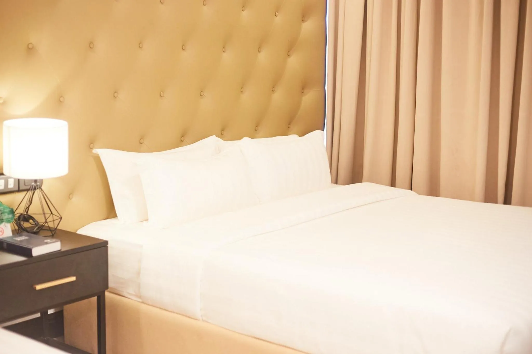 Bed in The Blu Hotel