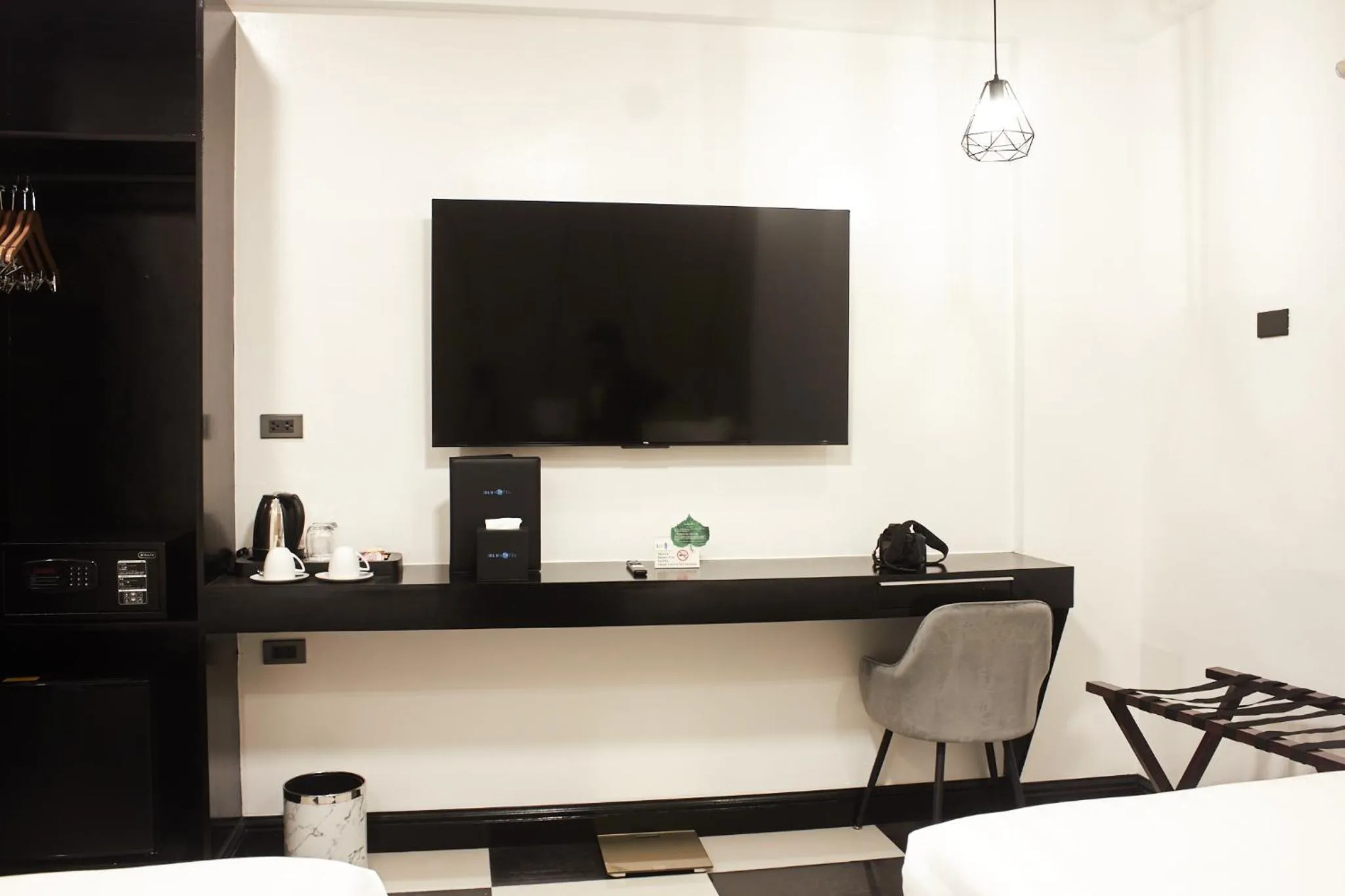 TV and multimedia in The Blu Hotel