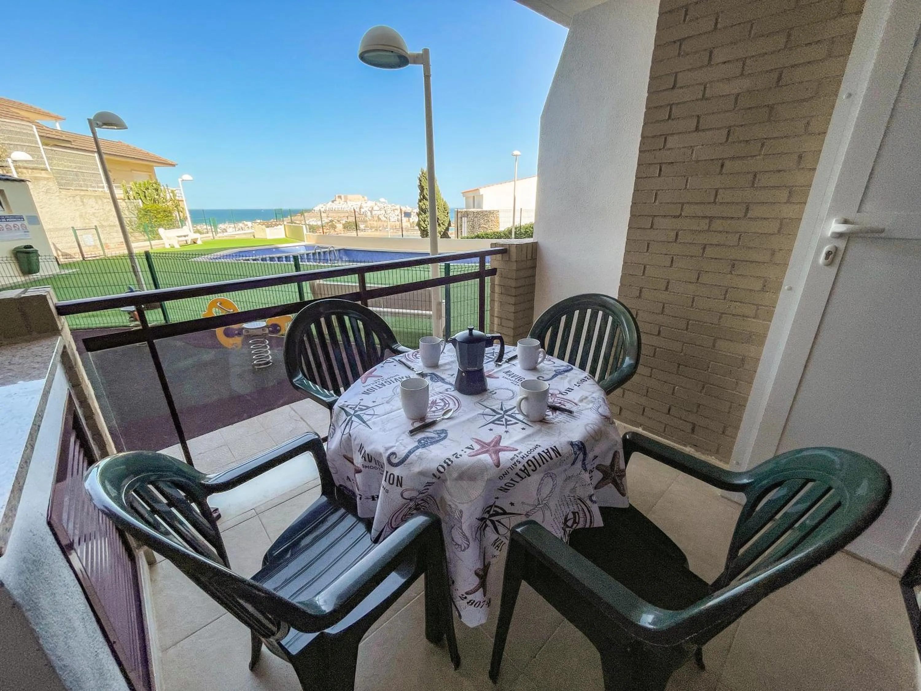 Balcony/Terrace in Apartamentos Mirador del Castillo 3000