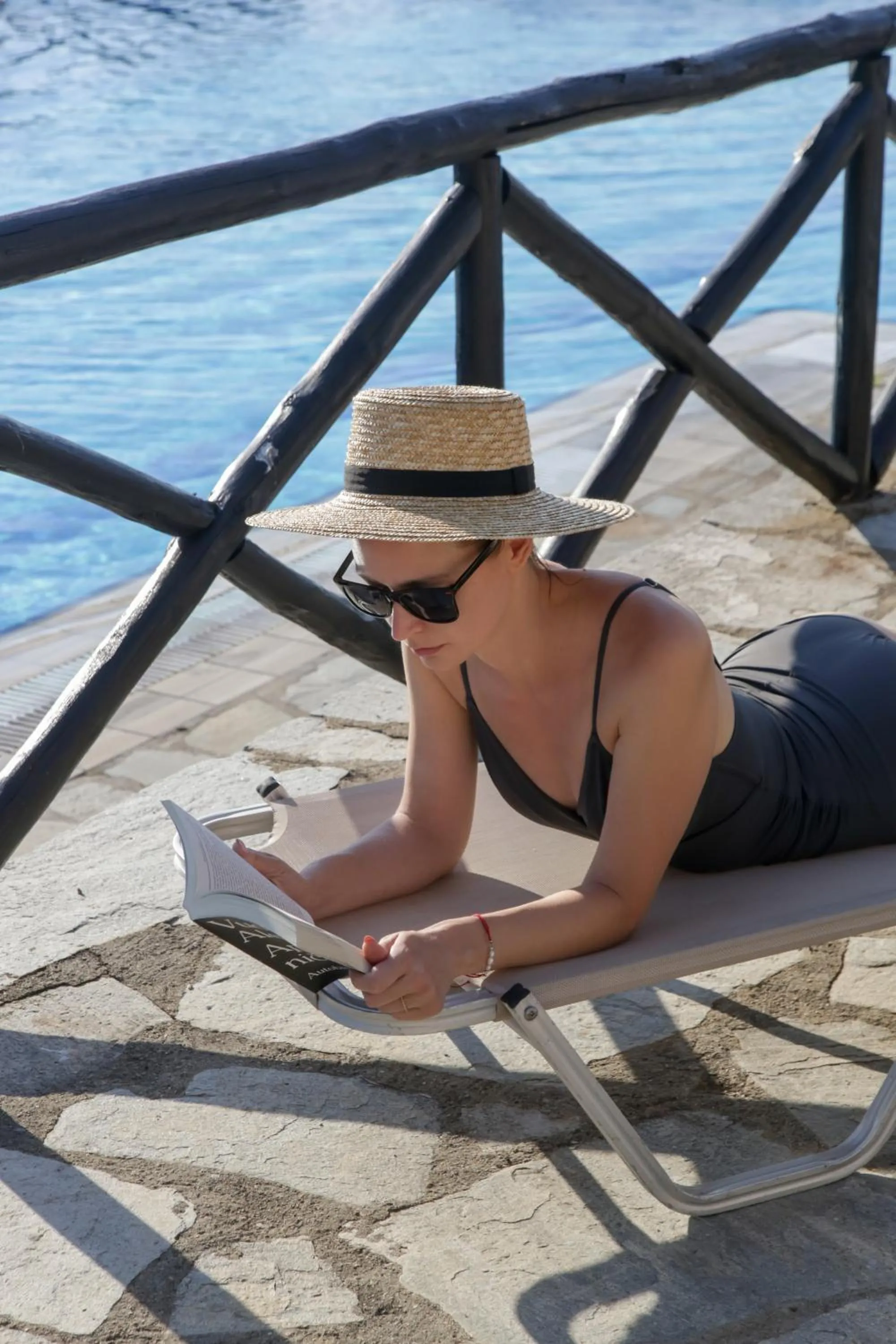 Swimming pool in Agionissi Resort