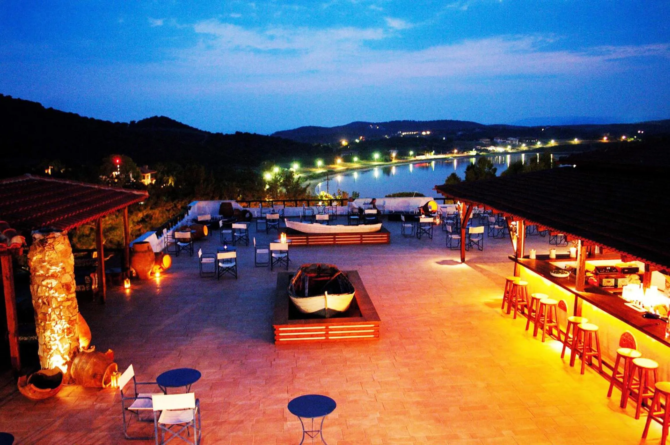 Lounge or bar in Agionissi Resort