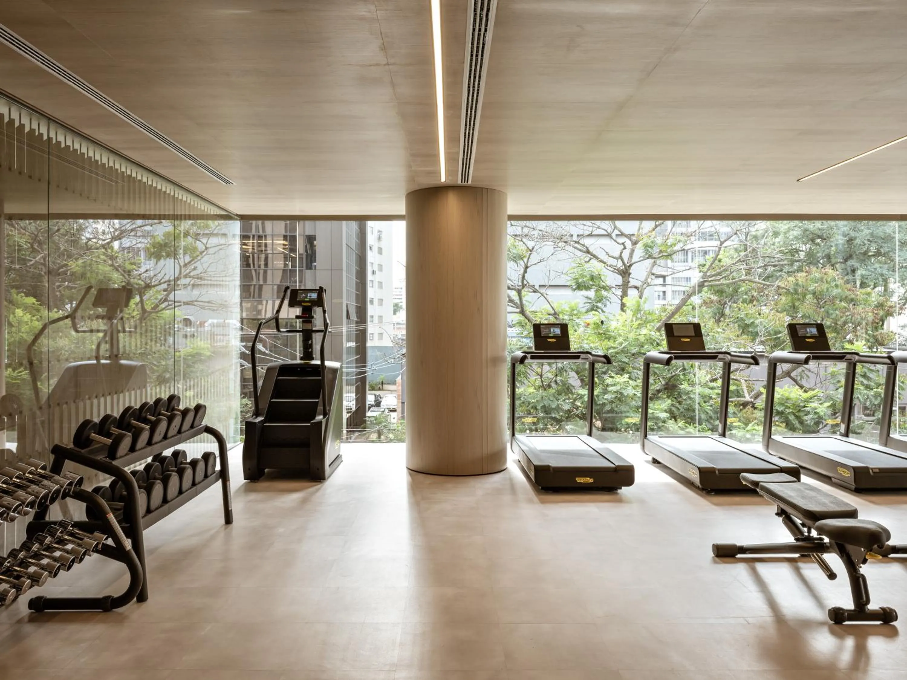 Fitness centre/facilities in Pulso Hotel Faria Lima