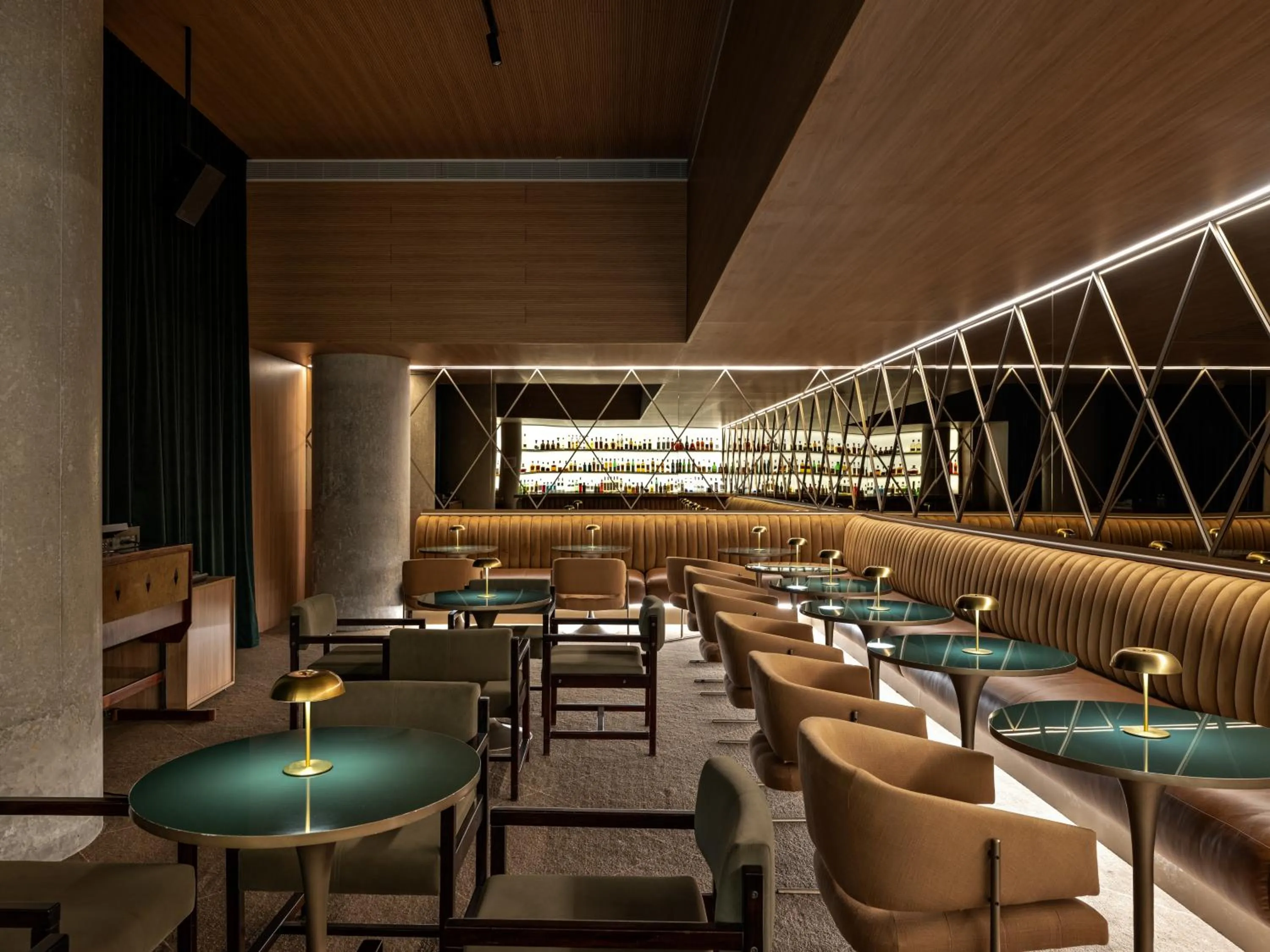 Restaurant/places to eat in Pulso Hotel Faria Lima