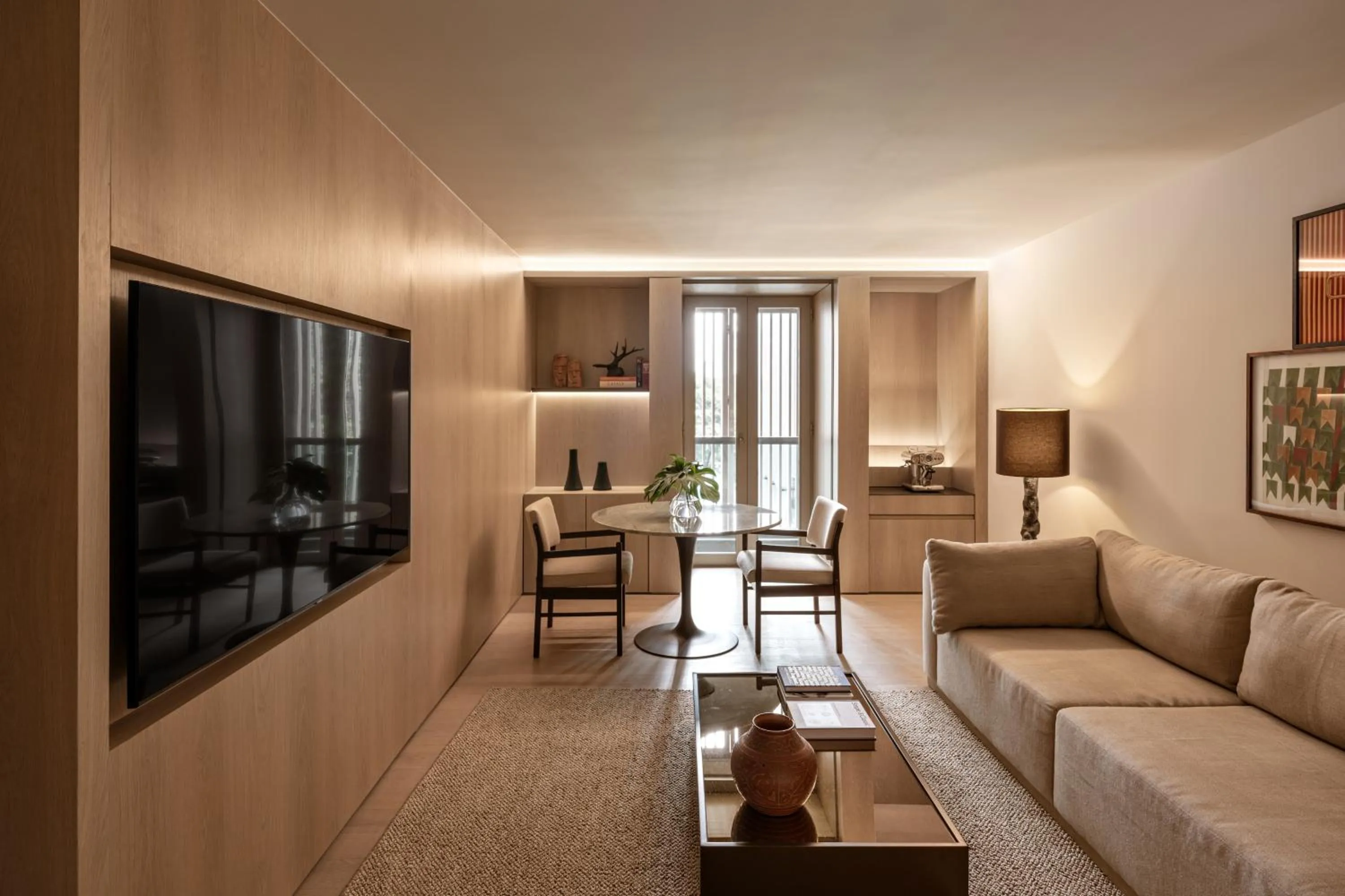 TV and multimedia in Pulso Hotel Faria Lima