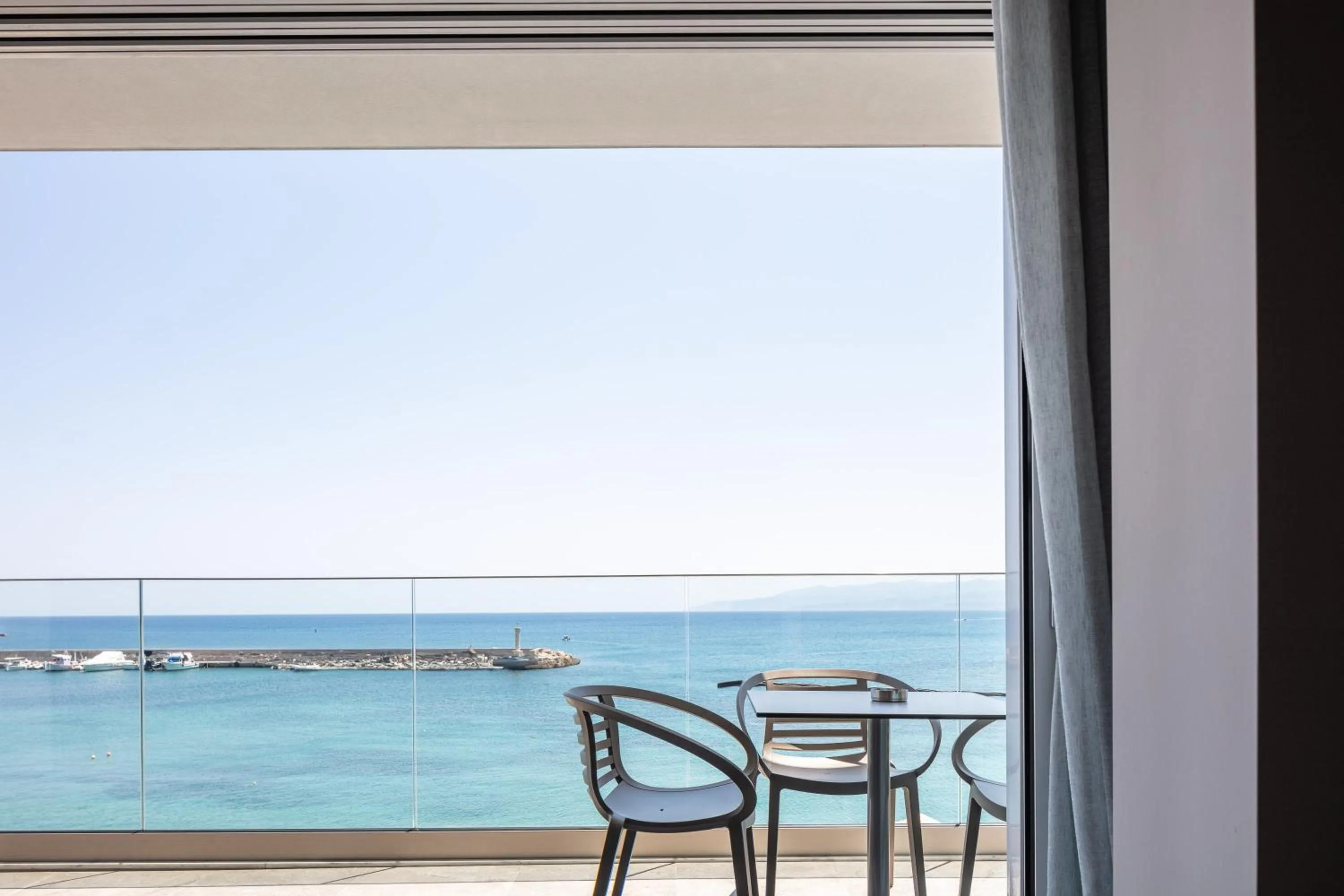 Natural landscape in Skipper Beachfront Suites