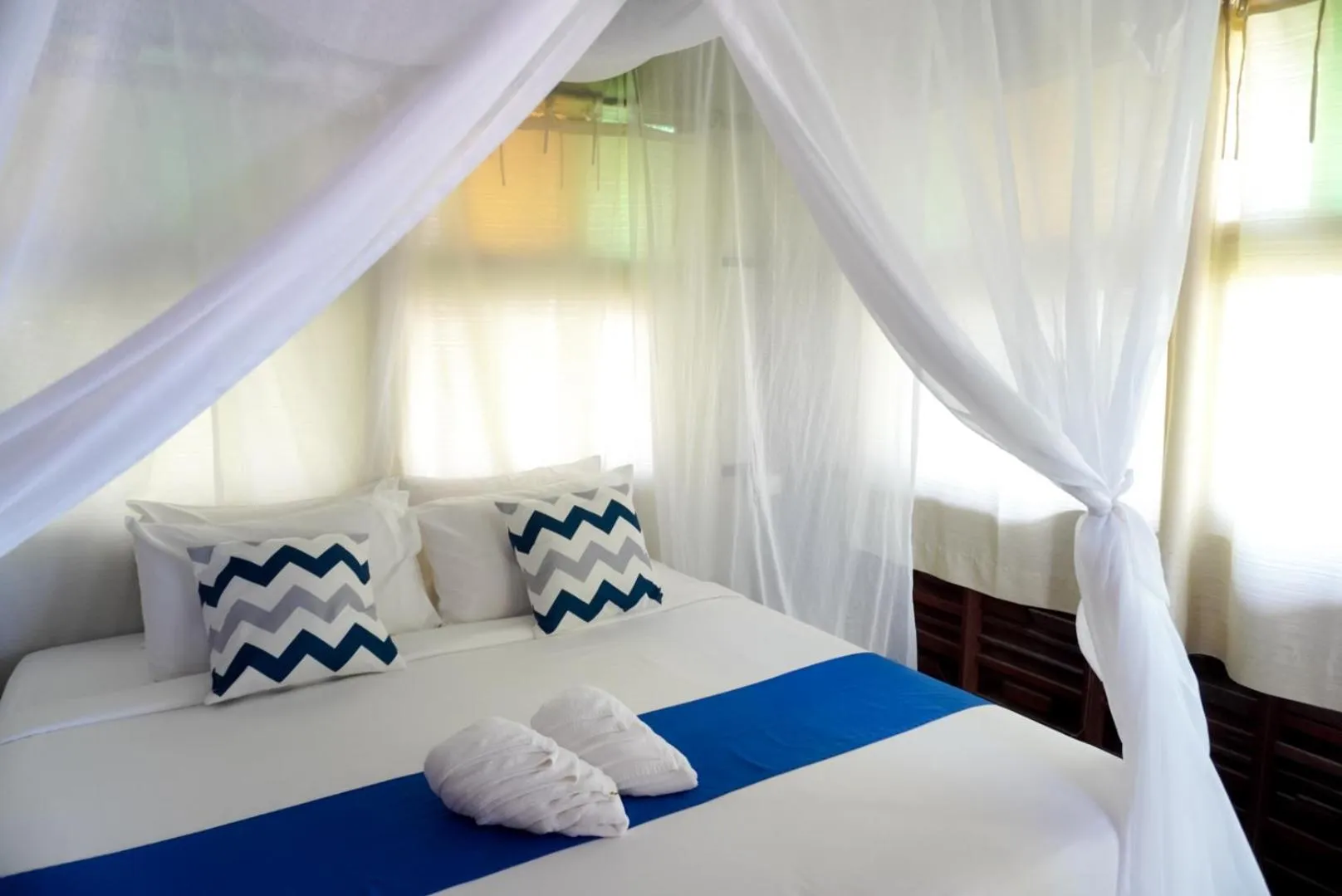 Bed in Baan Thong Ching Resort