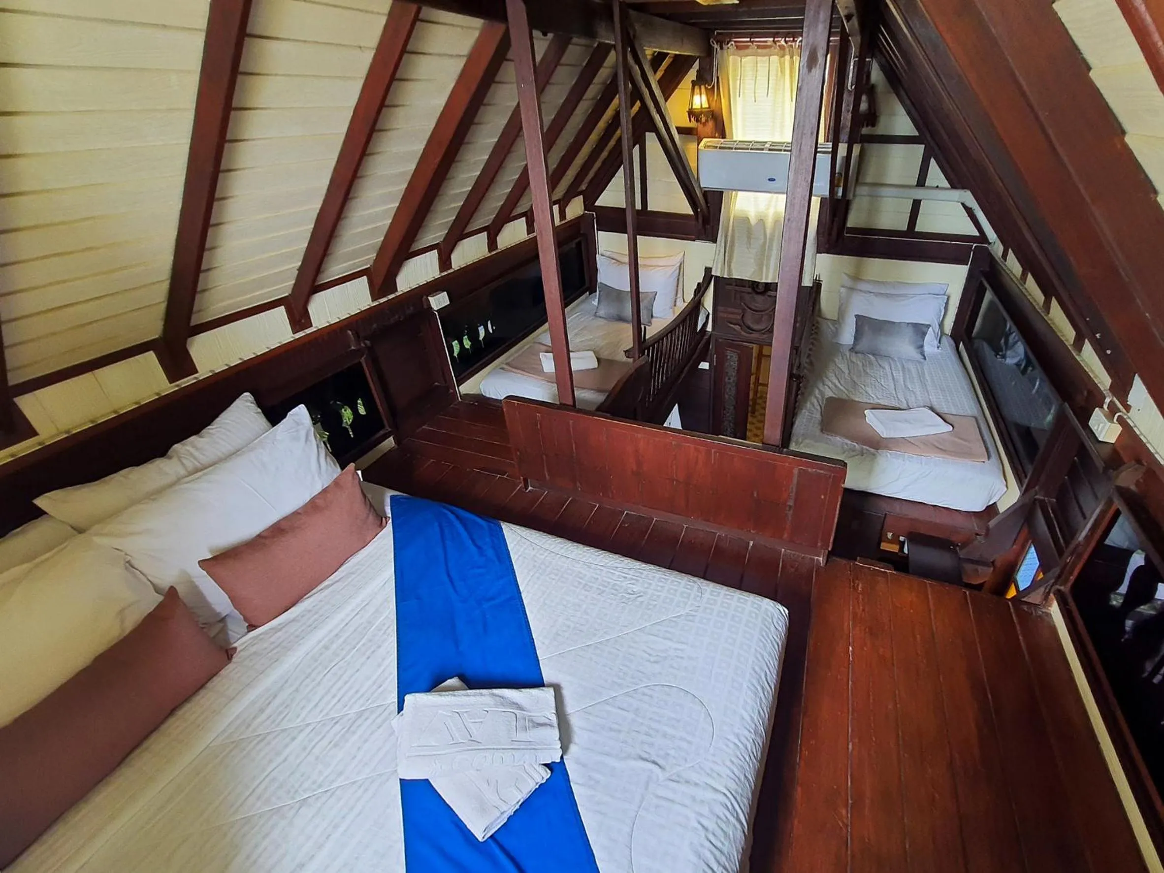 Bed in Baan Thong Ching Resort