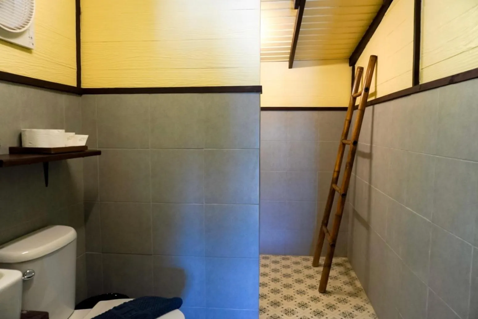 Bathroom in Baan Thong Ching Resort