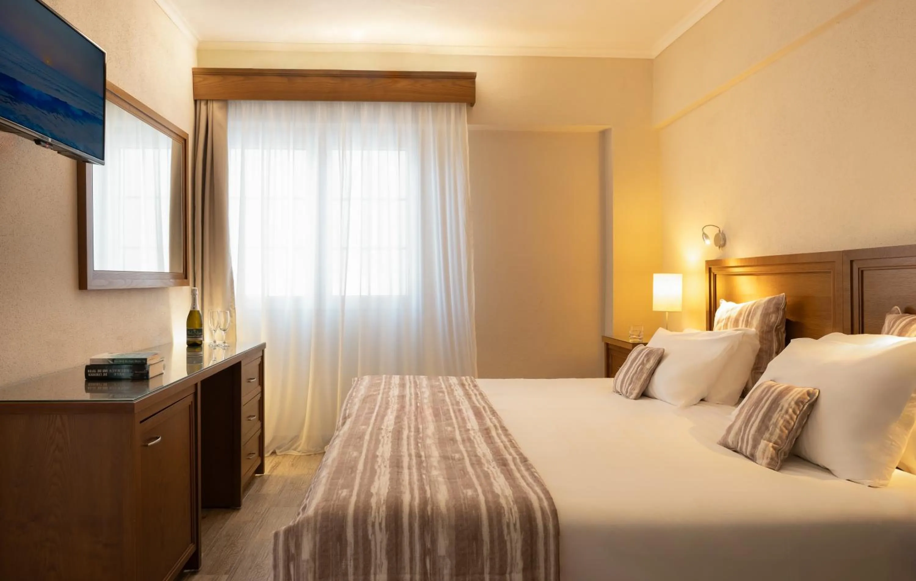 Bed in Canvas by Mitsis Alexander the Great