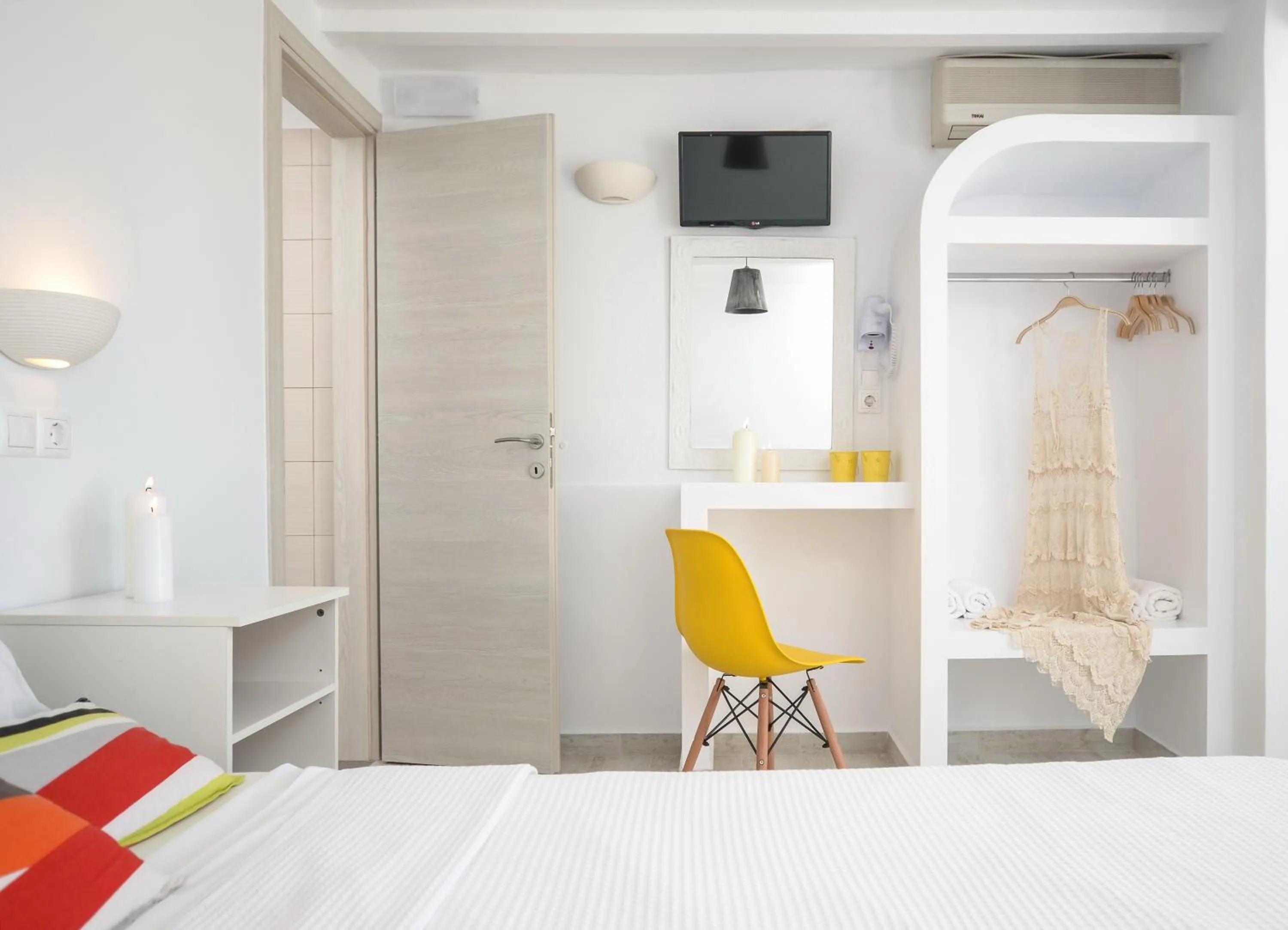 Bed in Saint George Hotel