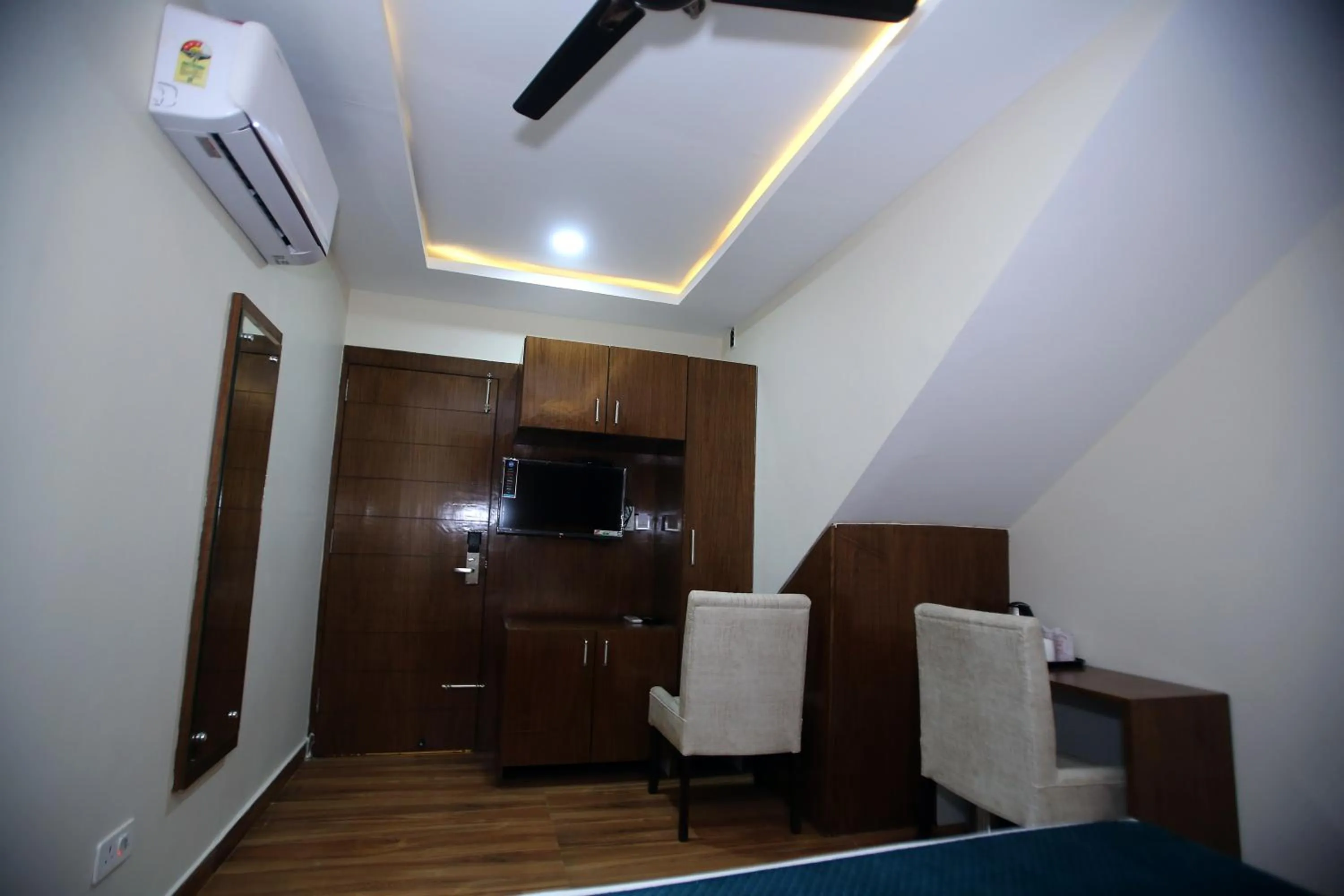 Seating area in Hotel Affluence