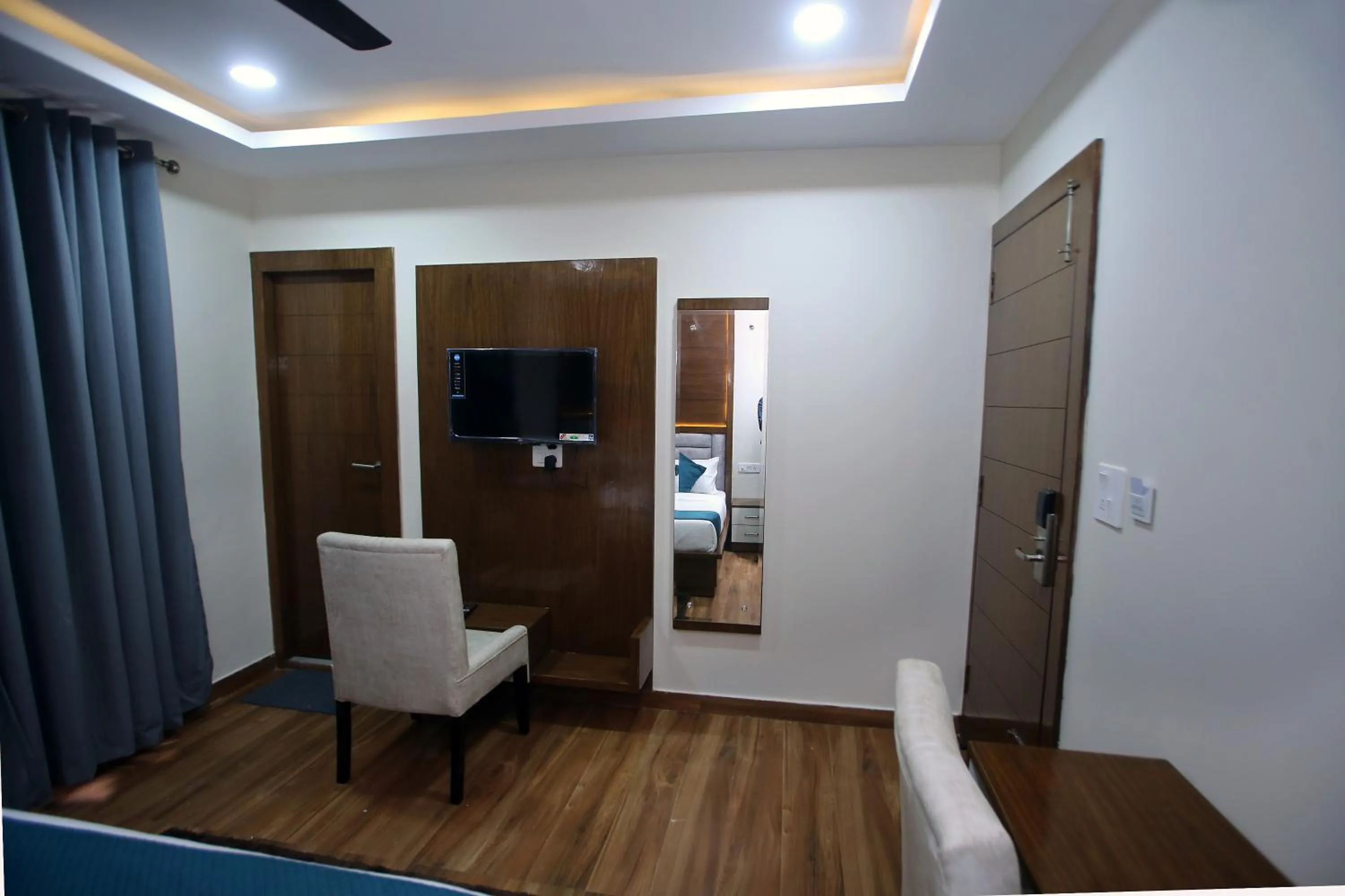 TV and multimedia in Hotel Affluence