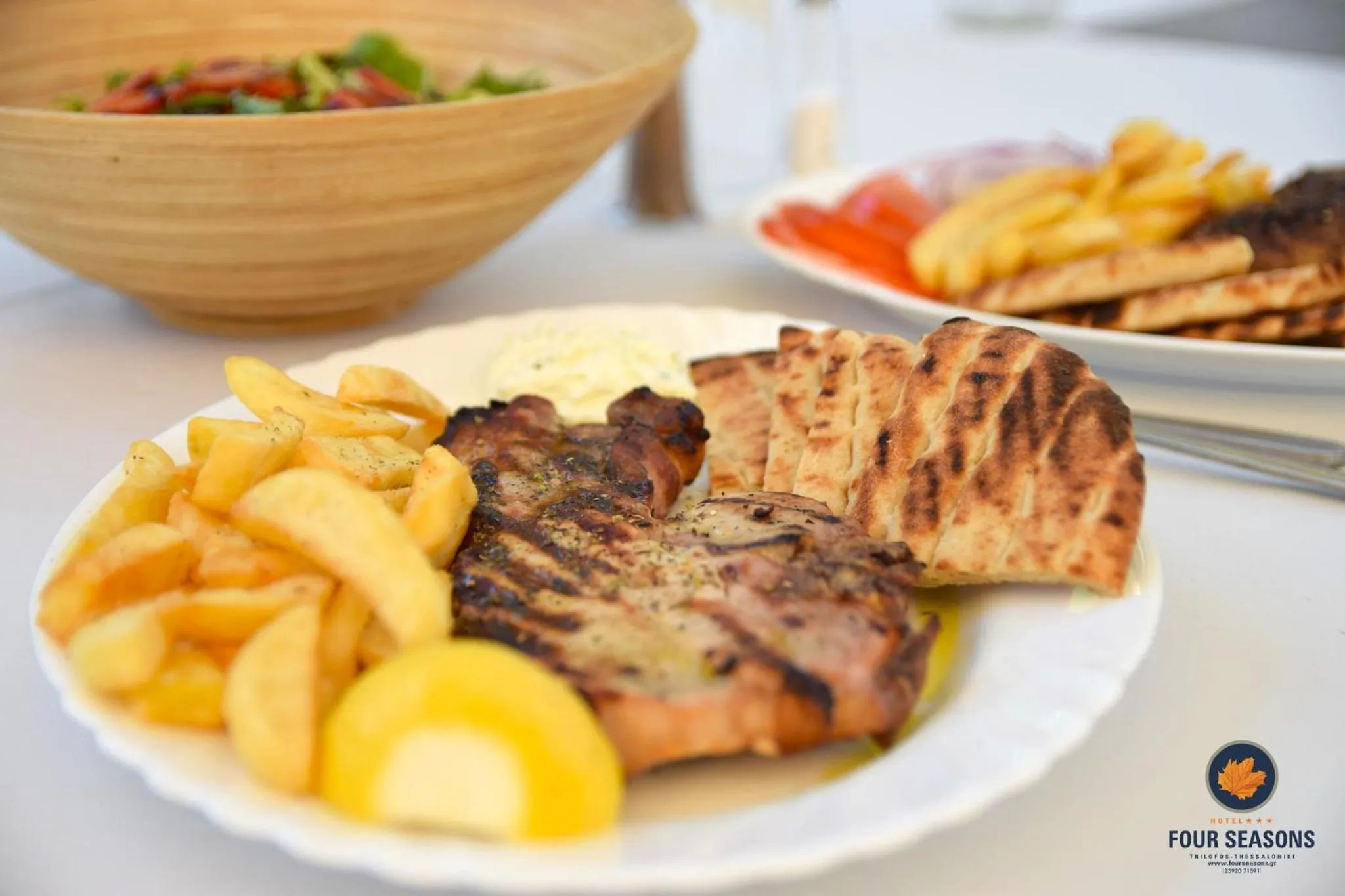 Restaurant/places to eat in Four Seasons Hotel