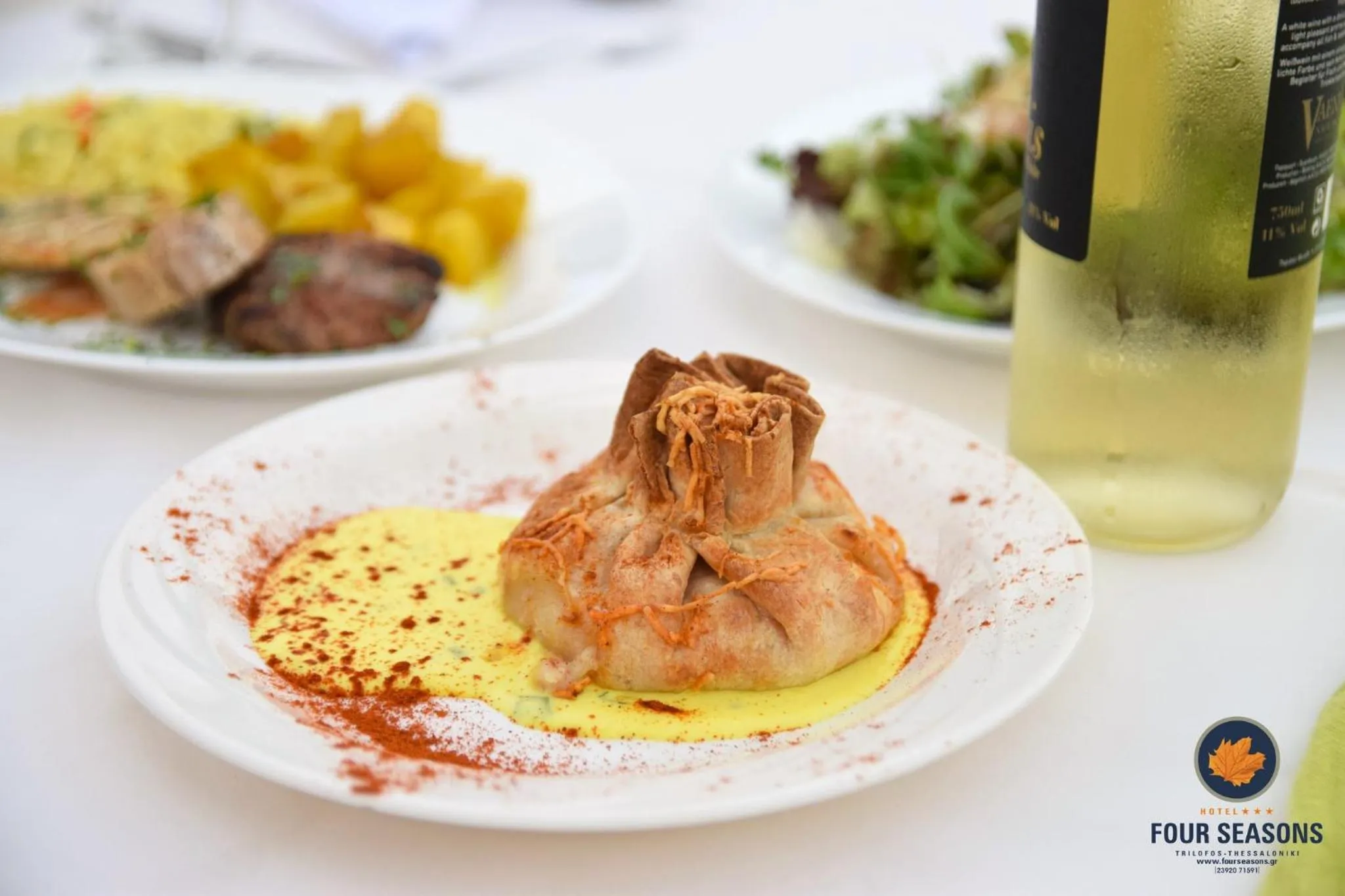 Restaurant/places to eat in Four Seasons Hotel