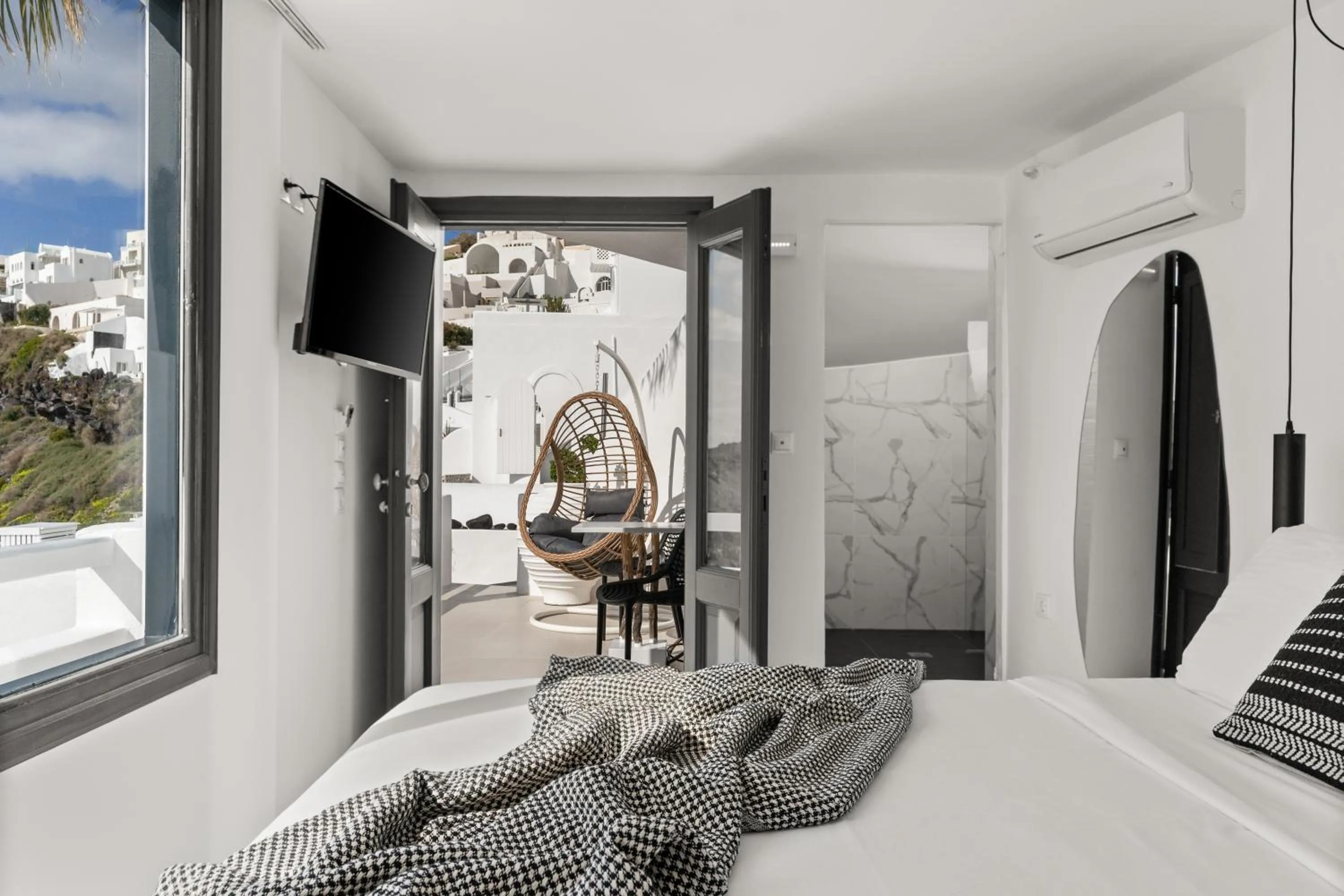 Bedroom, Bed in Mill Houses New Elegant Suites