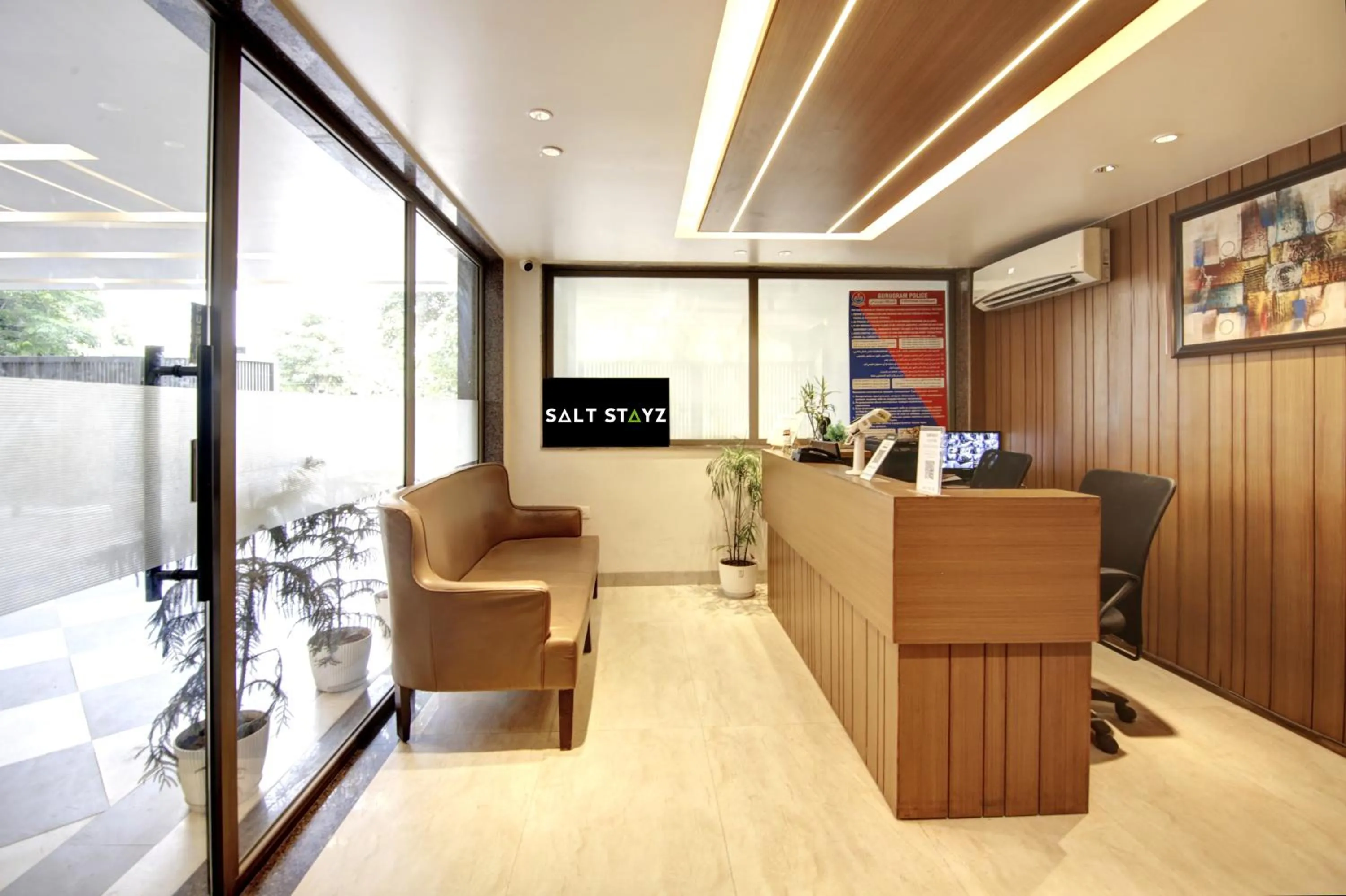 TV and multimedia in Saltstayz Select - Unitech Cyber Park