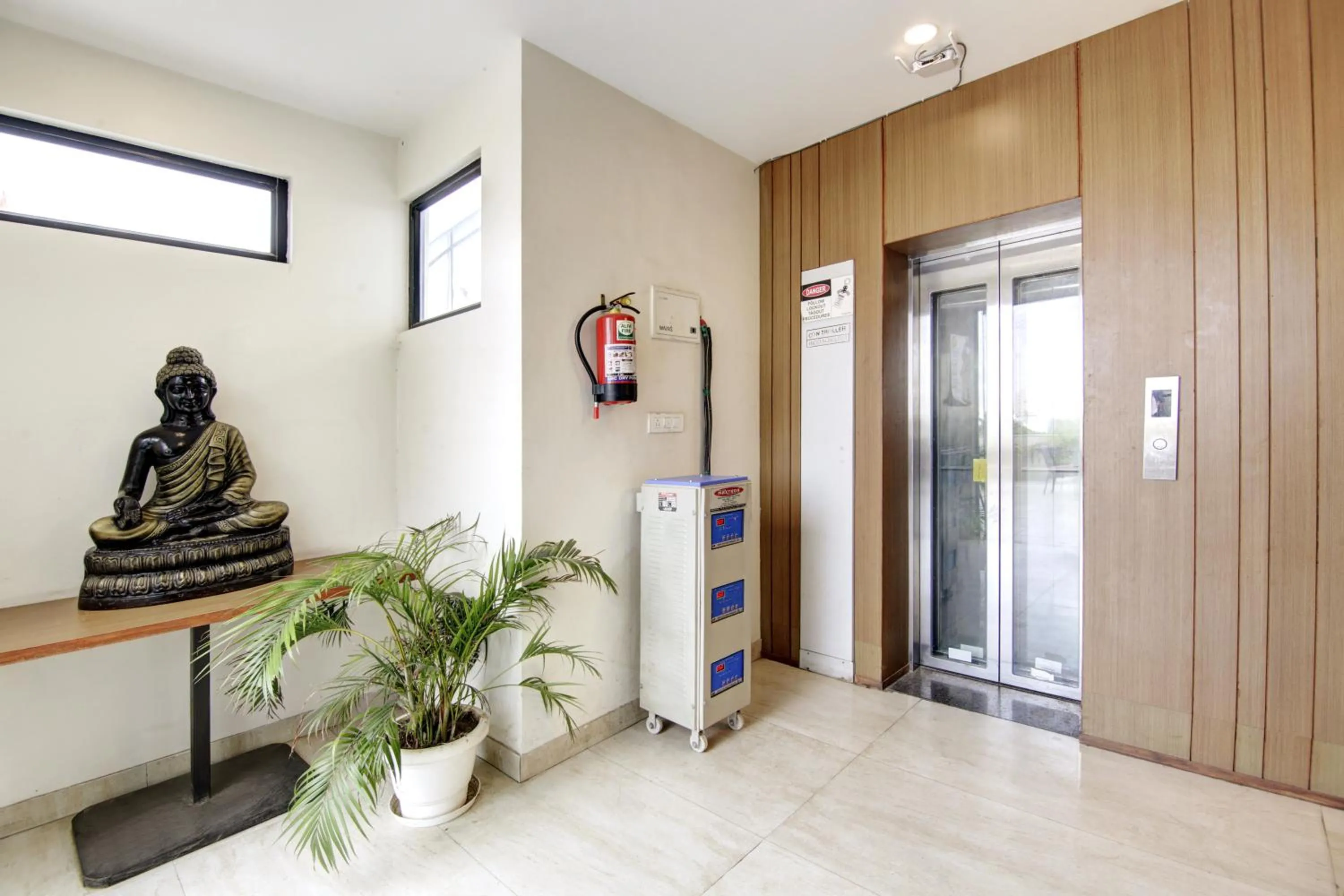 Decorative detail in Saltstayz Select - Unitech Cyber Park