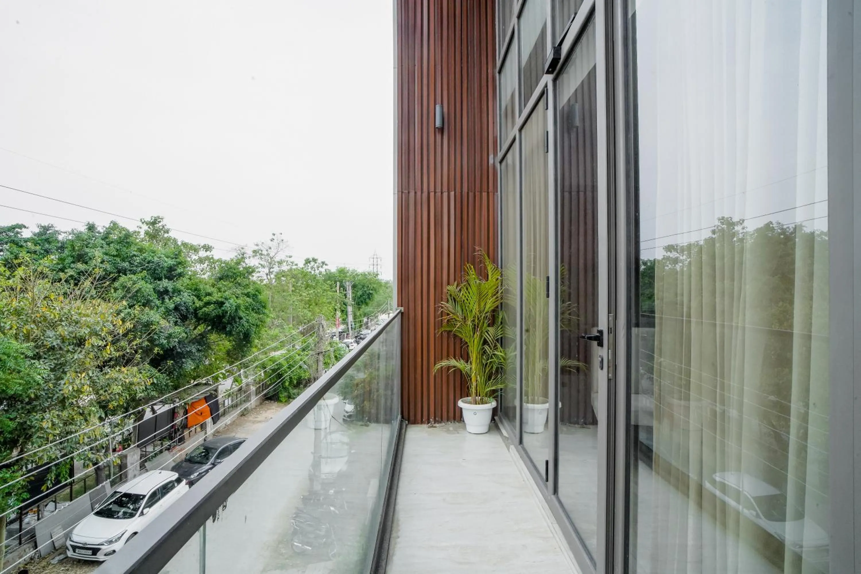 Garden in Saltstayz Select - Unitech Cyber Park