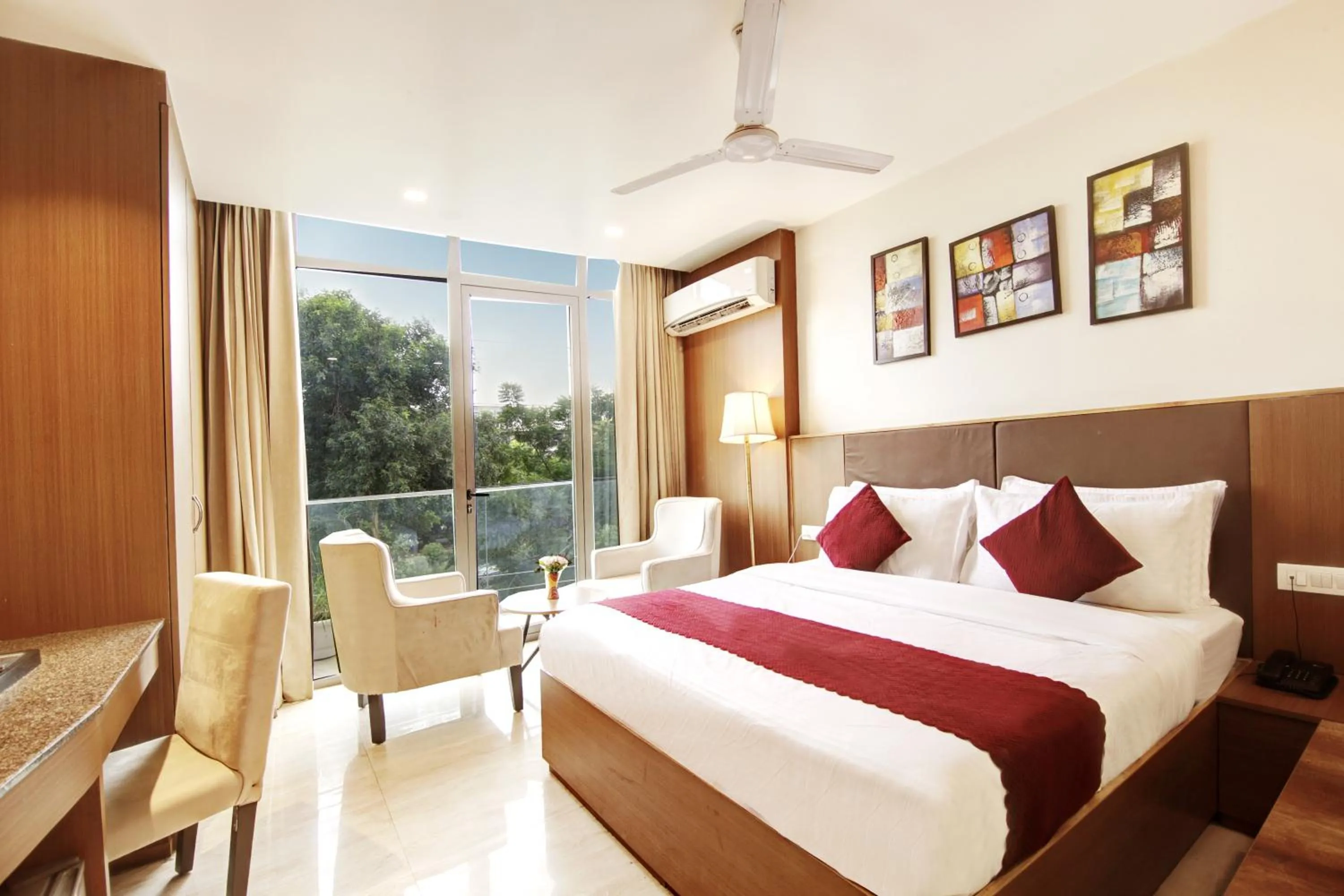 Bed in Saltstayz Select - Unitech Cyber Park