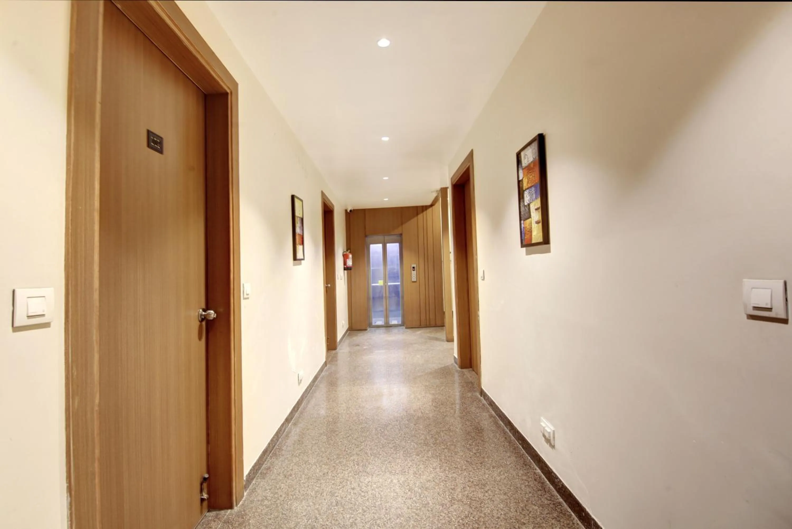 Decorative detail in Saltstayz Select - Unitech Cyber Park