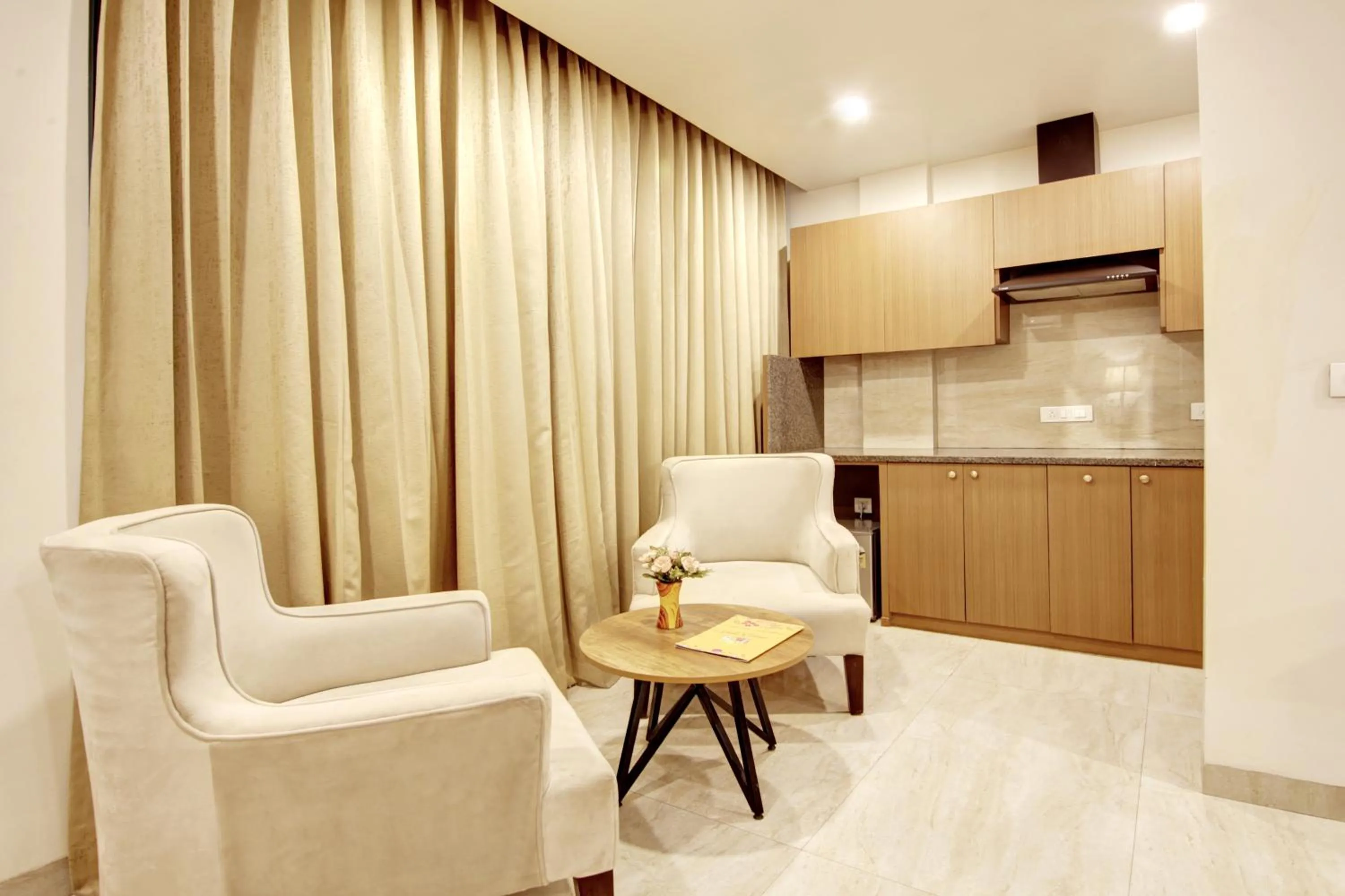 Kitchen or kitchenette in Saltstayz Select - Unitech Cyber Park