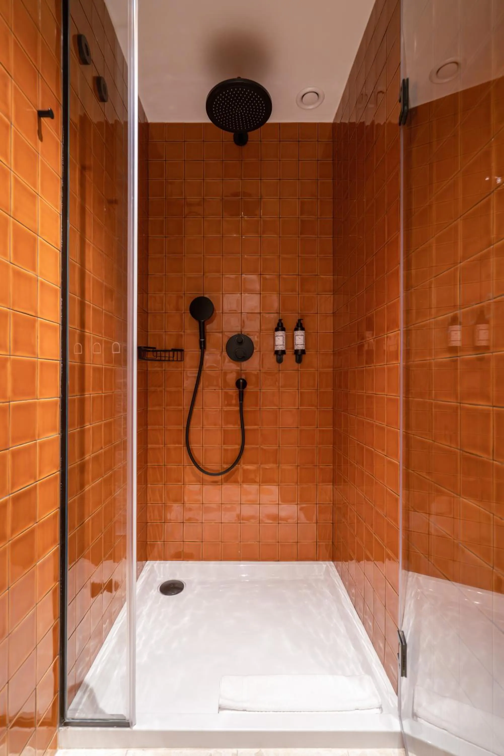 Bathroom in d'ALMA Boutique Hotel