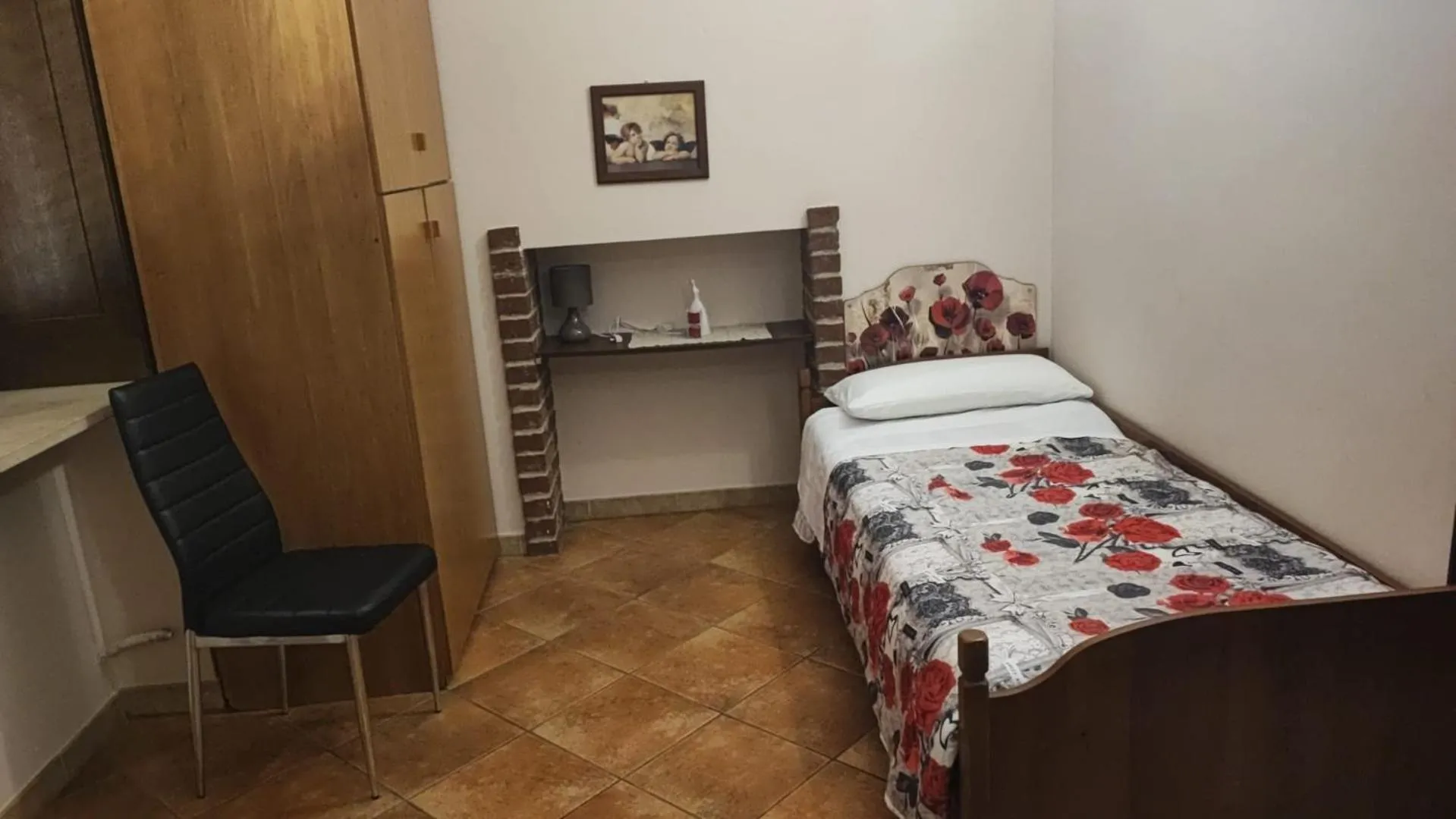 Bed in B&B EMPIRA Lamezia Terme